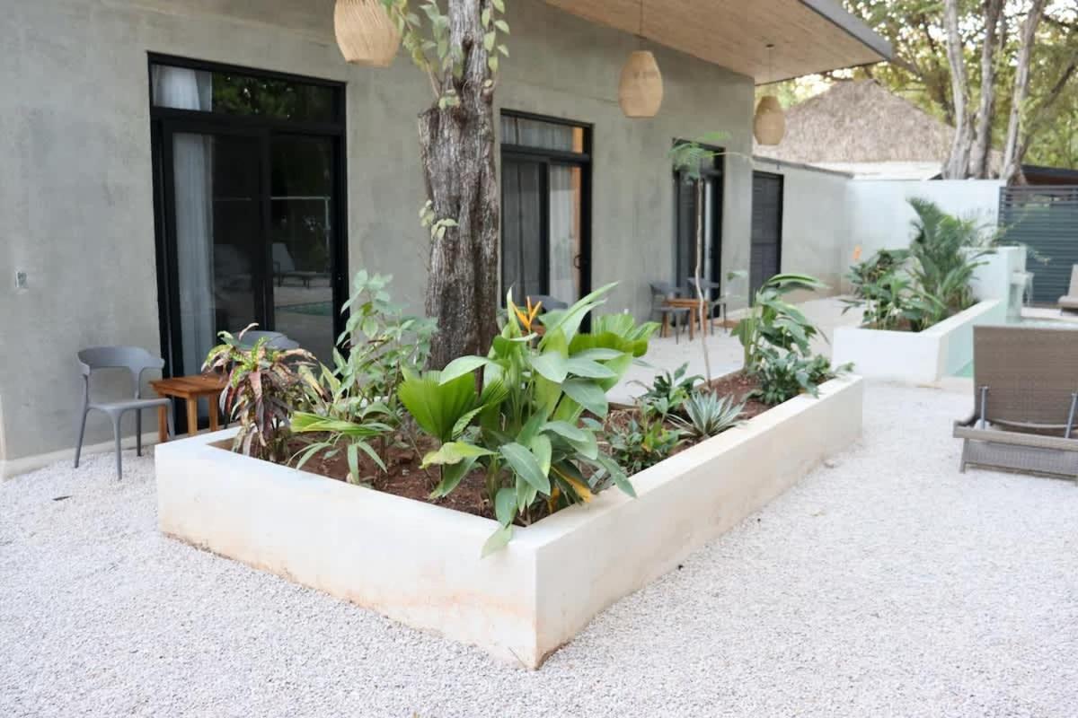 Steps to the Main Surf Break - 6 Bedroom Villa
