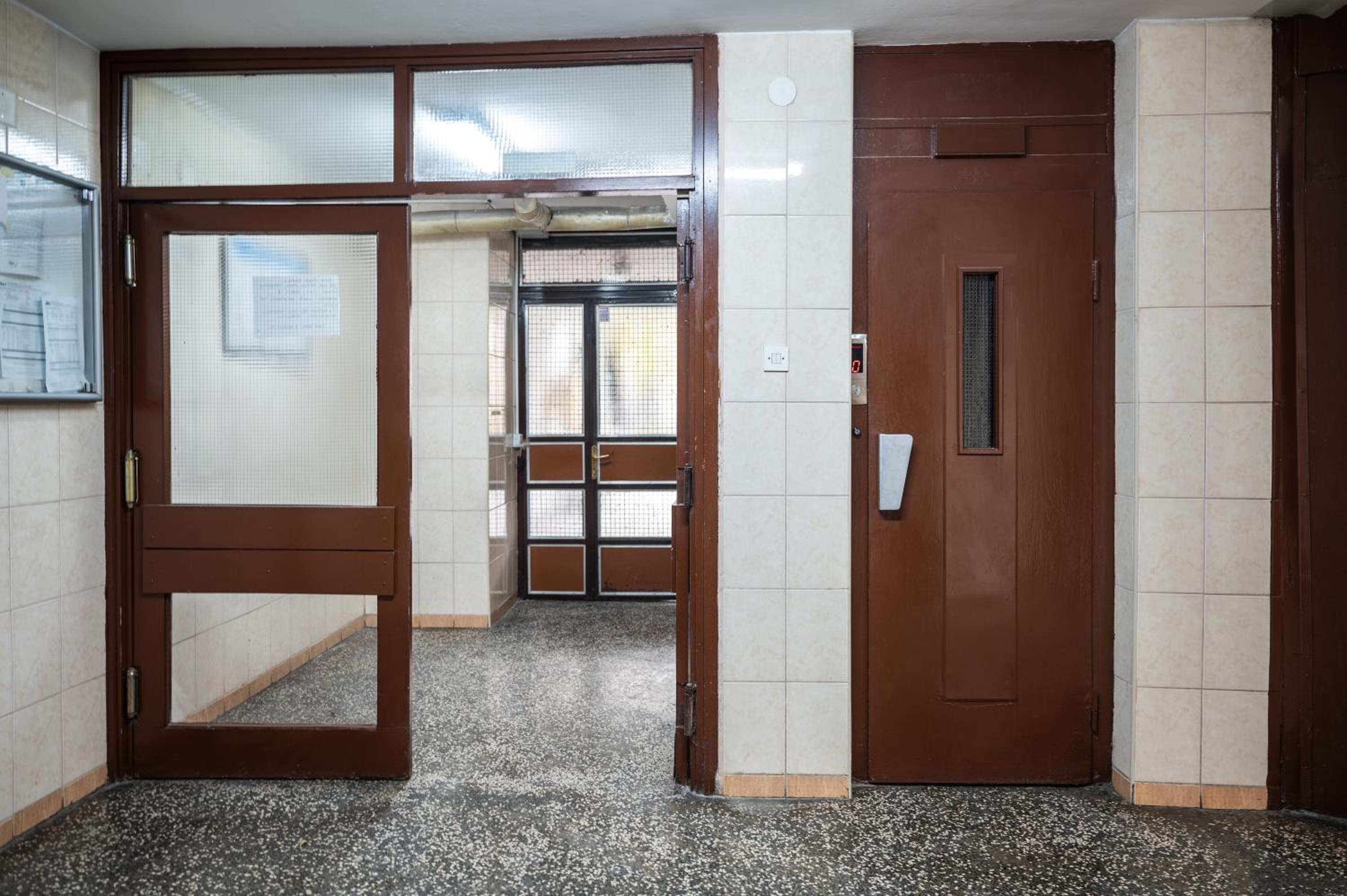 Lelas Apartments - free parking