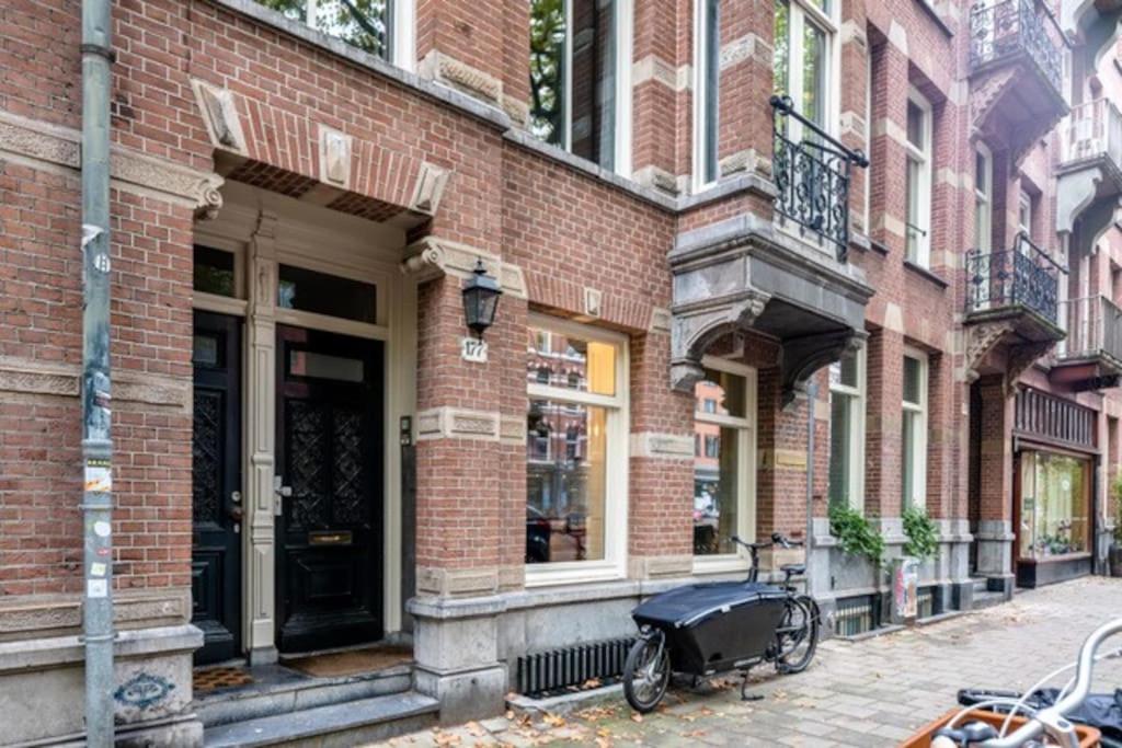 The Elegant Amsterdam Apartment