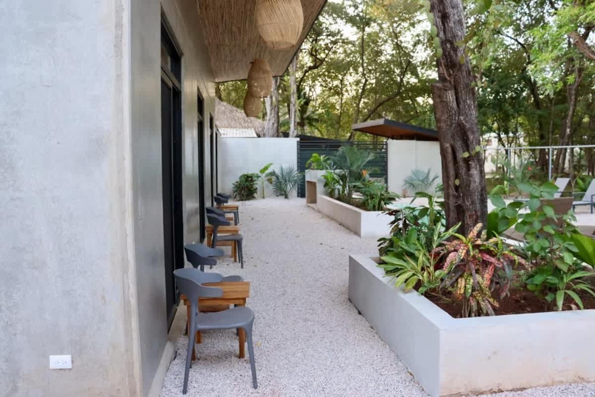 Steps to the Main Surf Break Casita 2 Dos Hijas