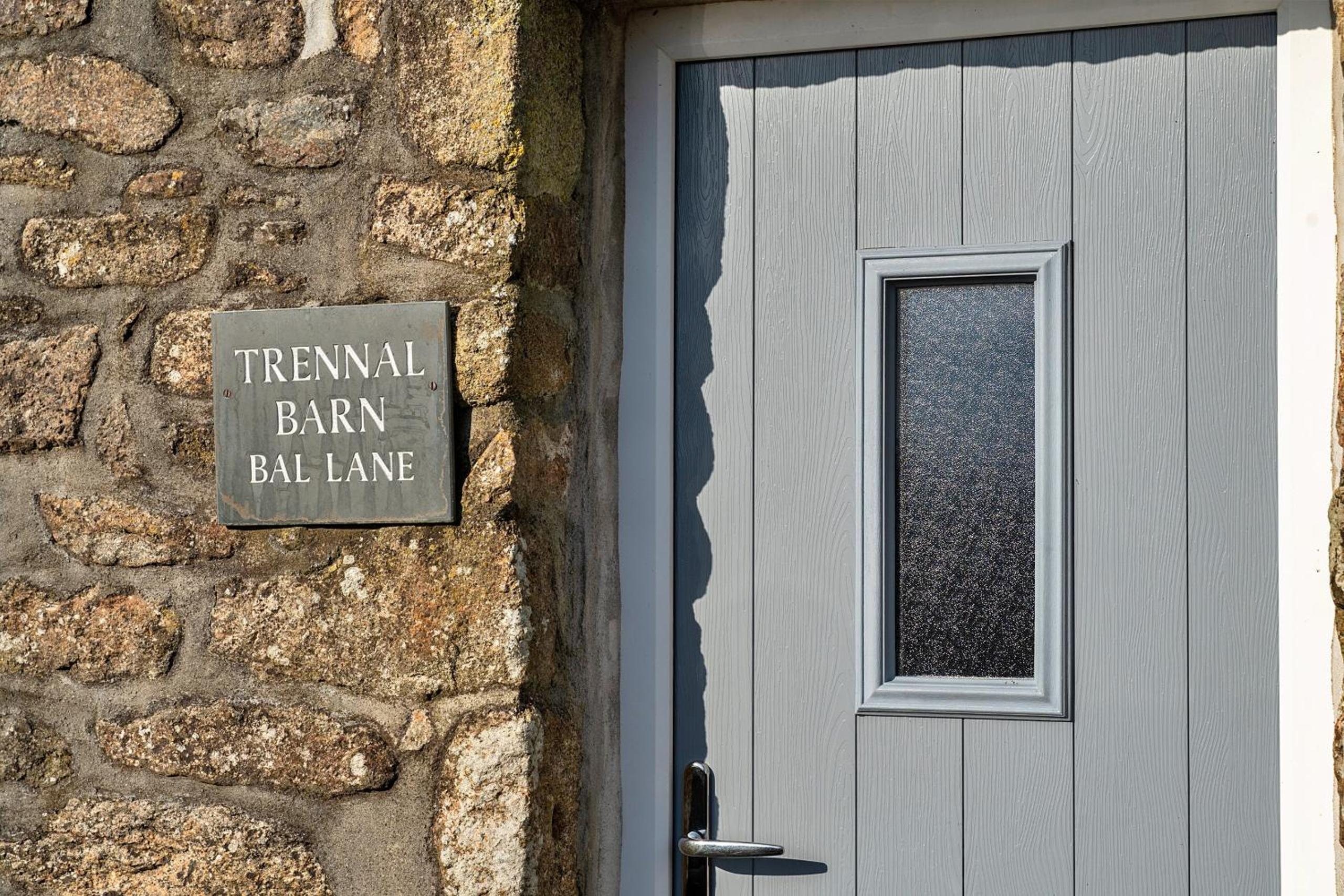 Finest Retreats - Trennal Barn view 3