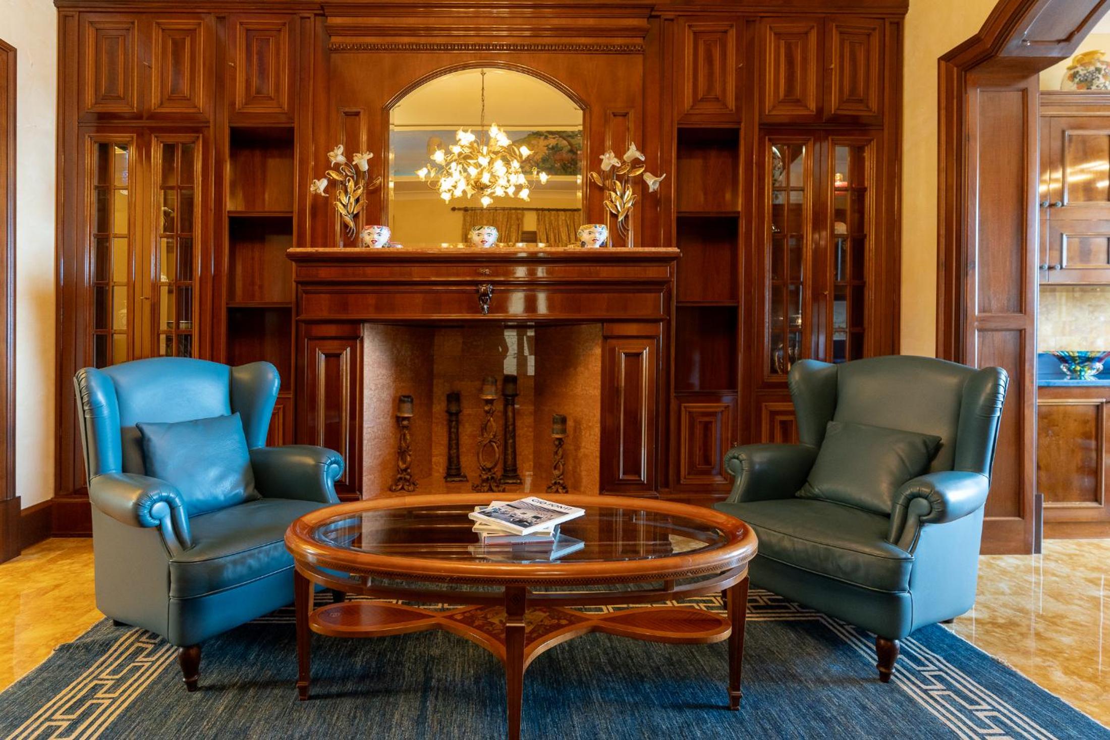 lounge