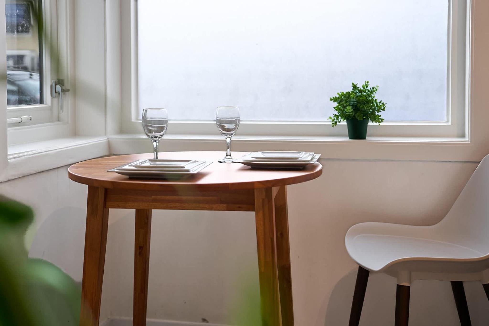 Stratum Apartment No Kitchen Mario's - By T&S
