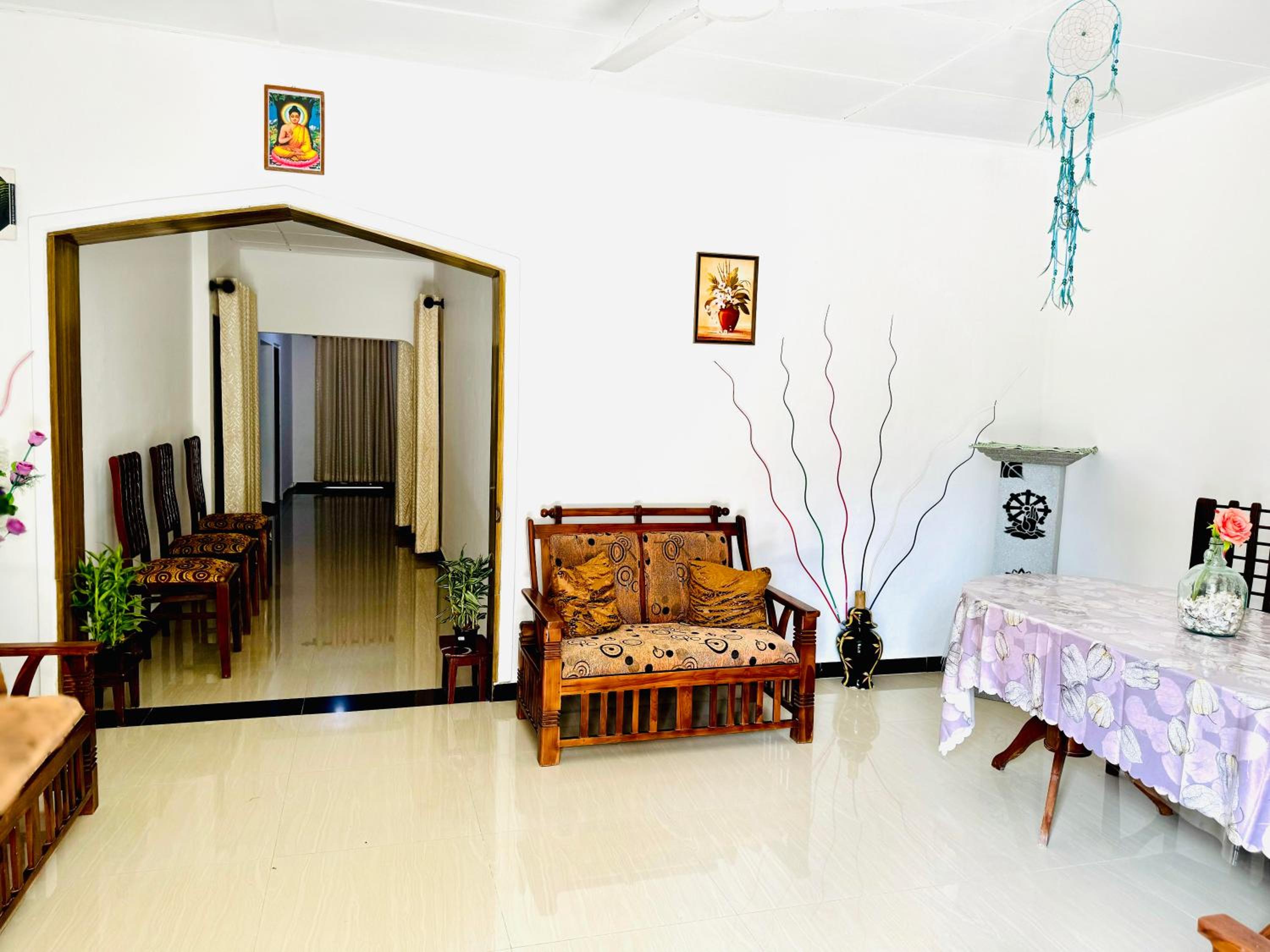 Villa Nadeeshani