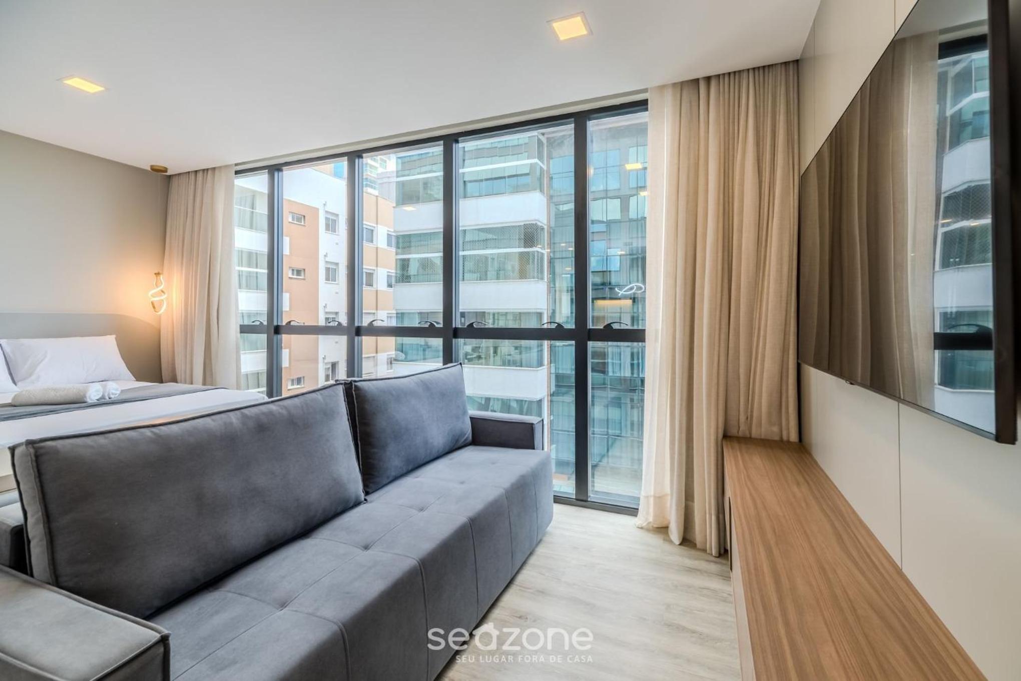 IFT - Ed. Infinity Tower Flat 350m from Meia Praia