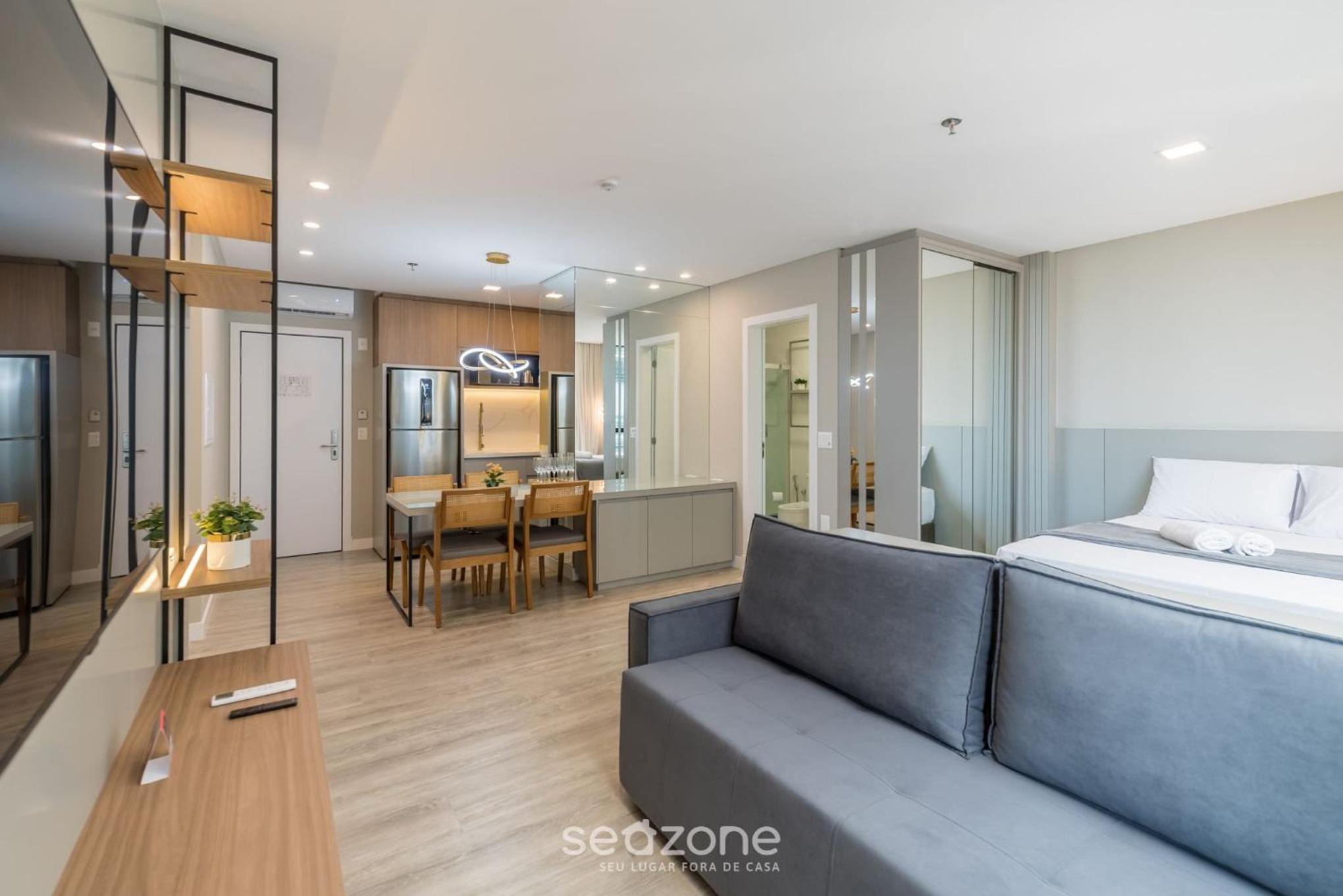 IFT - Ed. Infinity Tower Flat 350m from Meia Praia