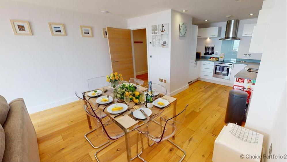 SAUNTON POINT BREAK 2 Bedrooms