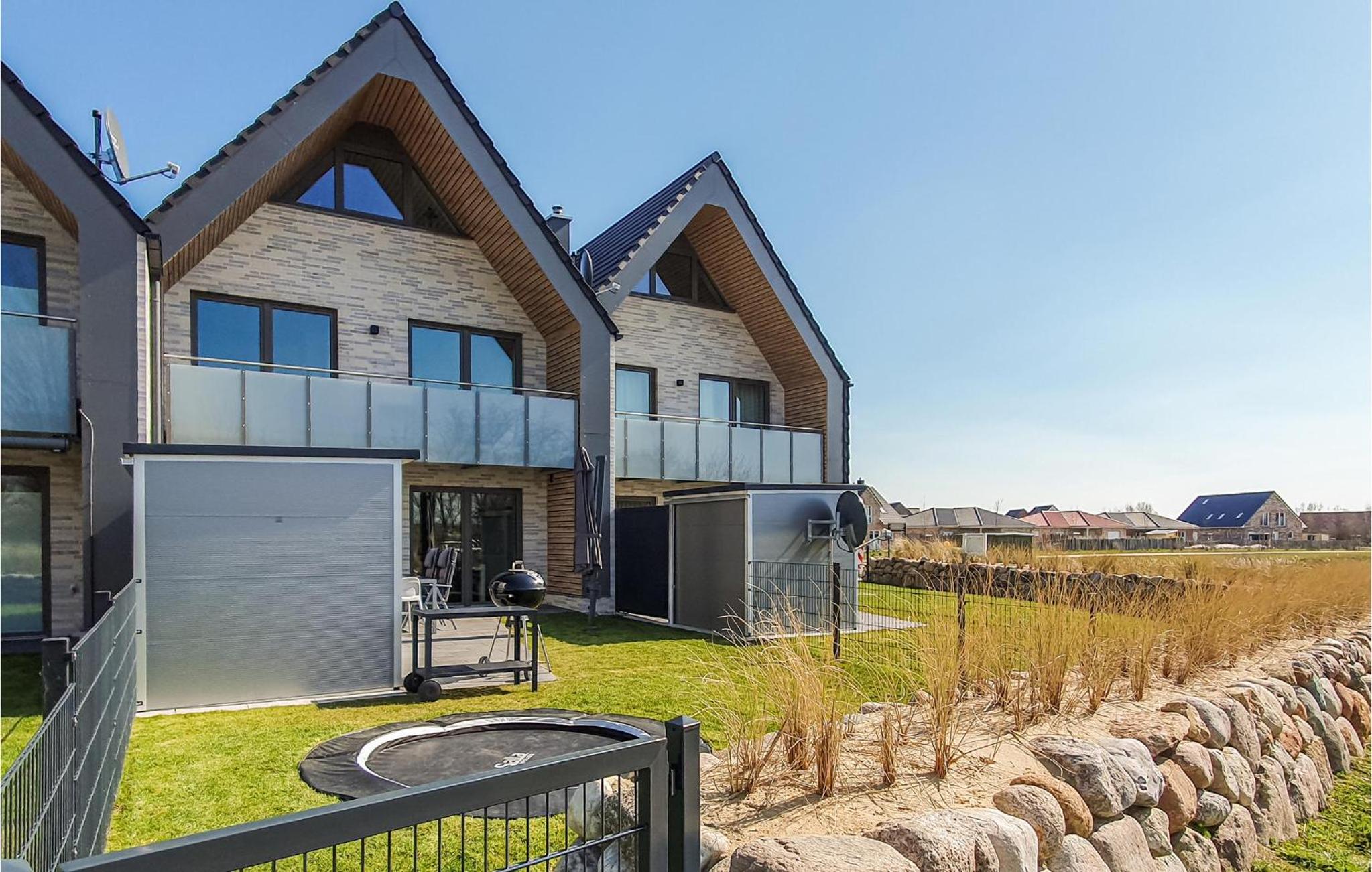 Lovely Home In Büsum With Sauna
