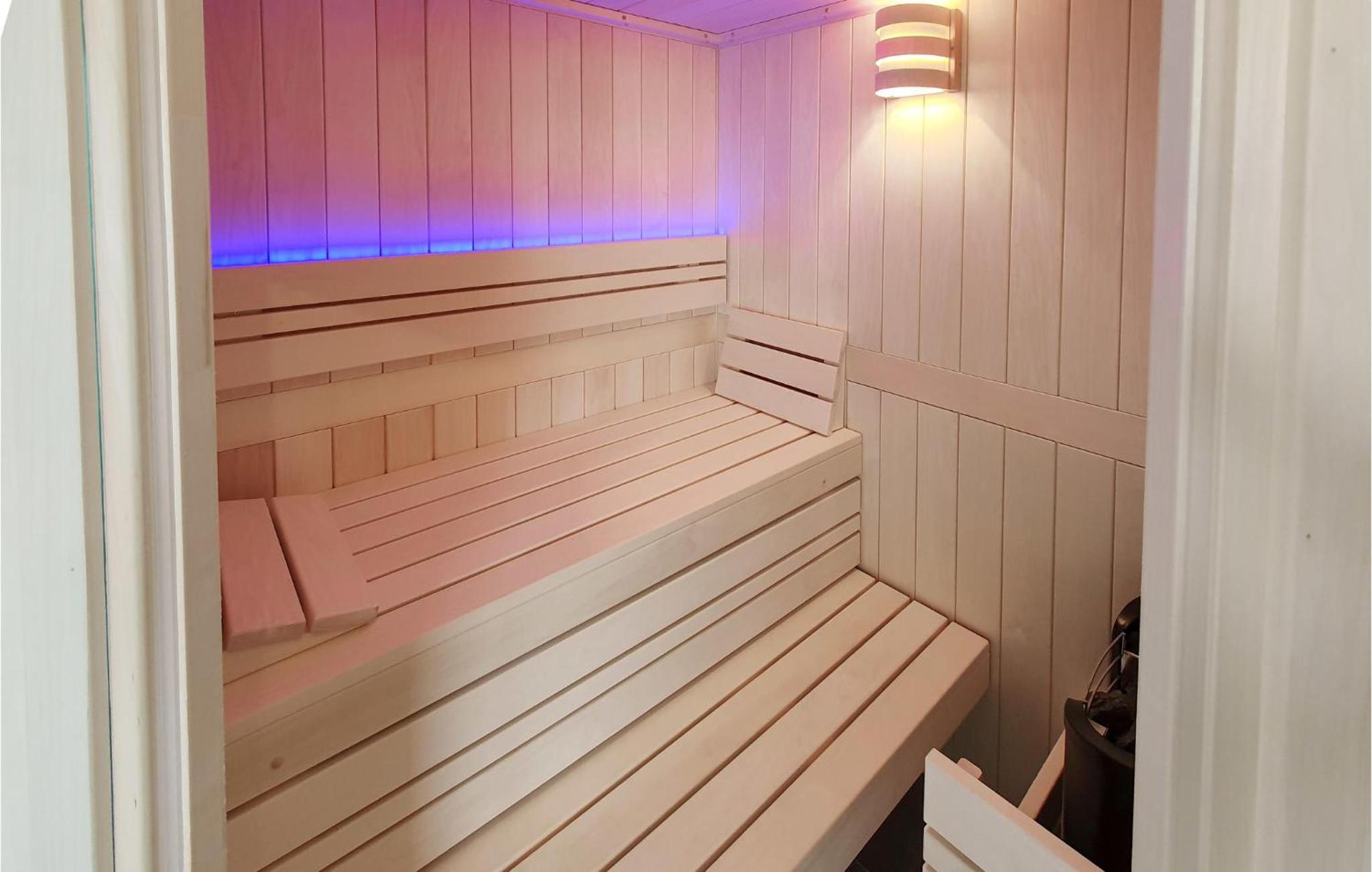 Lovely Home In Büsum With Sauna
