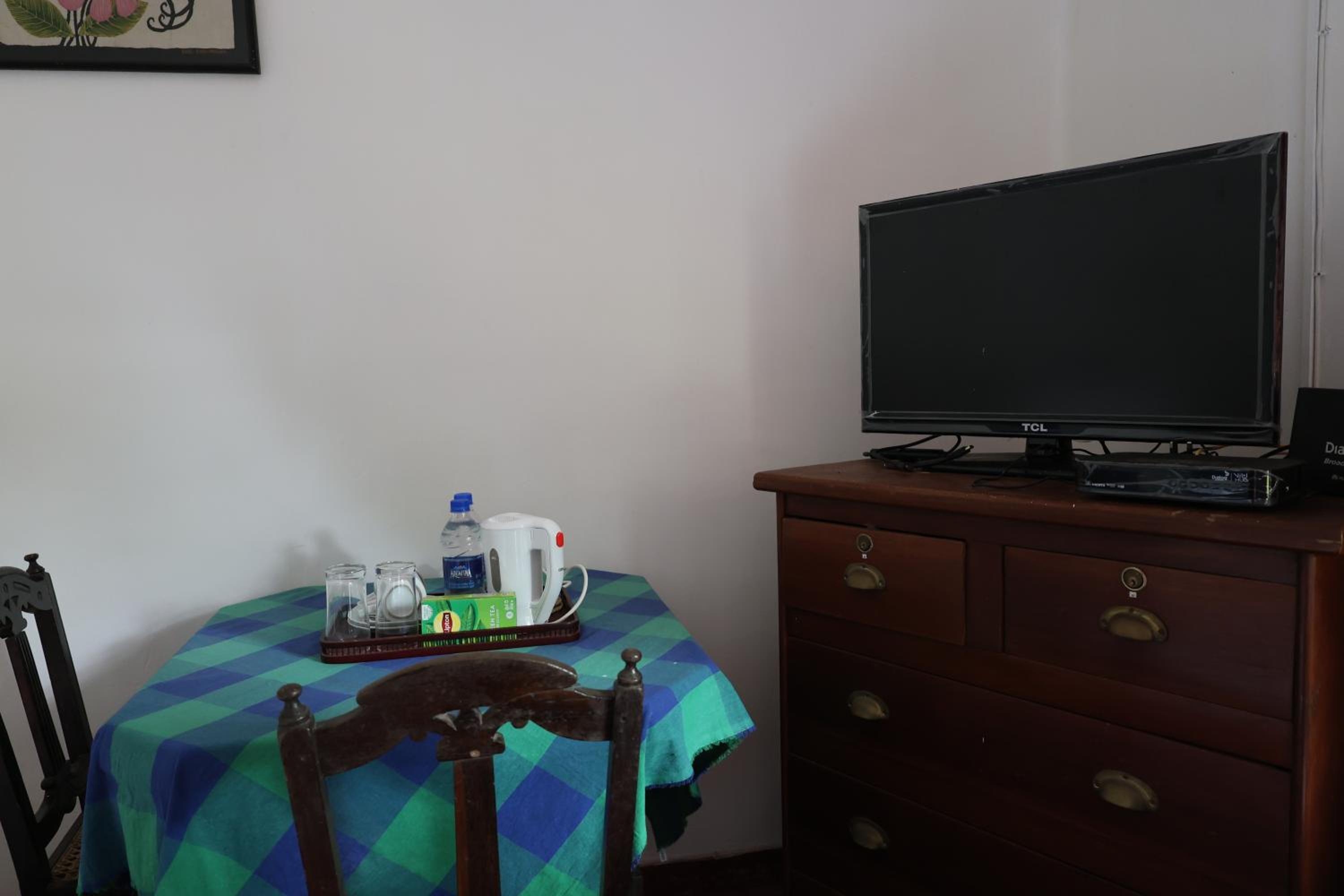 Ronan Residency