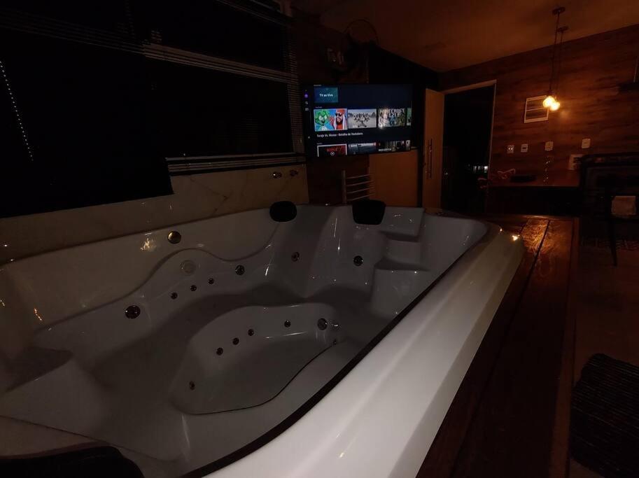 Suite Deluxe Aconchegante com Jacuzzi Bingen Petrópolis