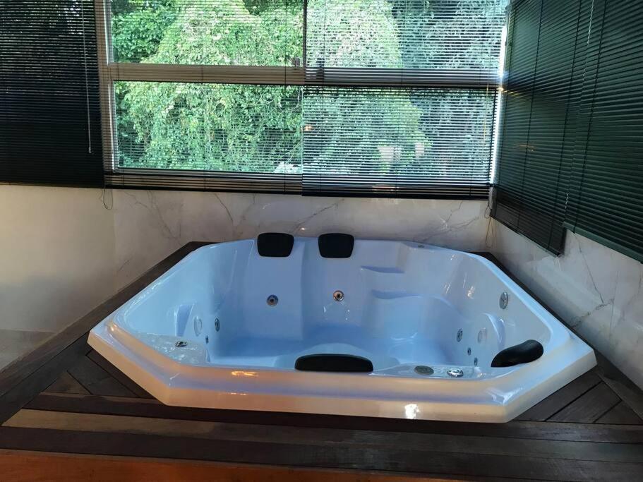 Suite Deluxe Aconchegante com Jacuzzi Bingen Petrópolis