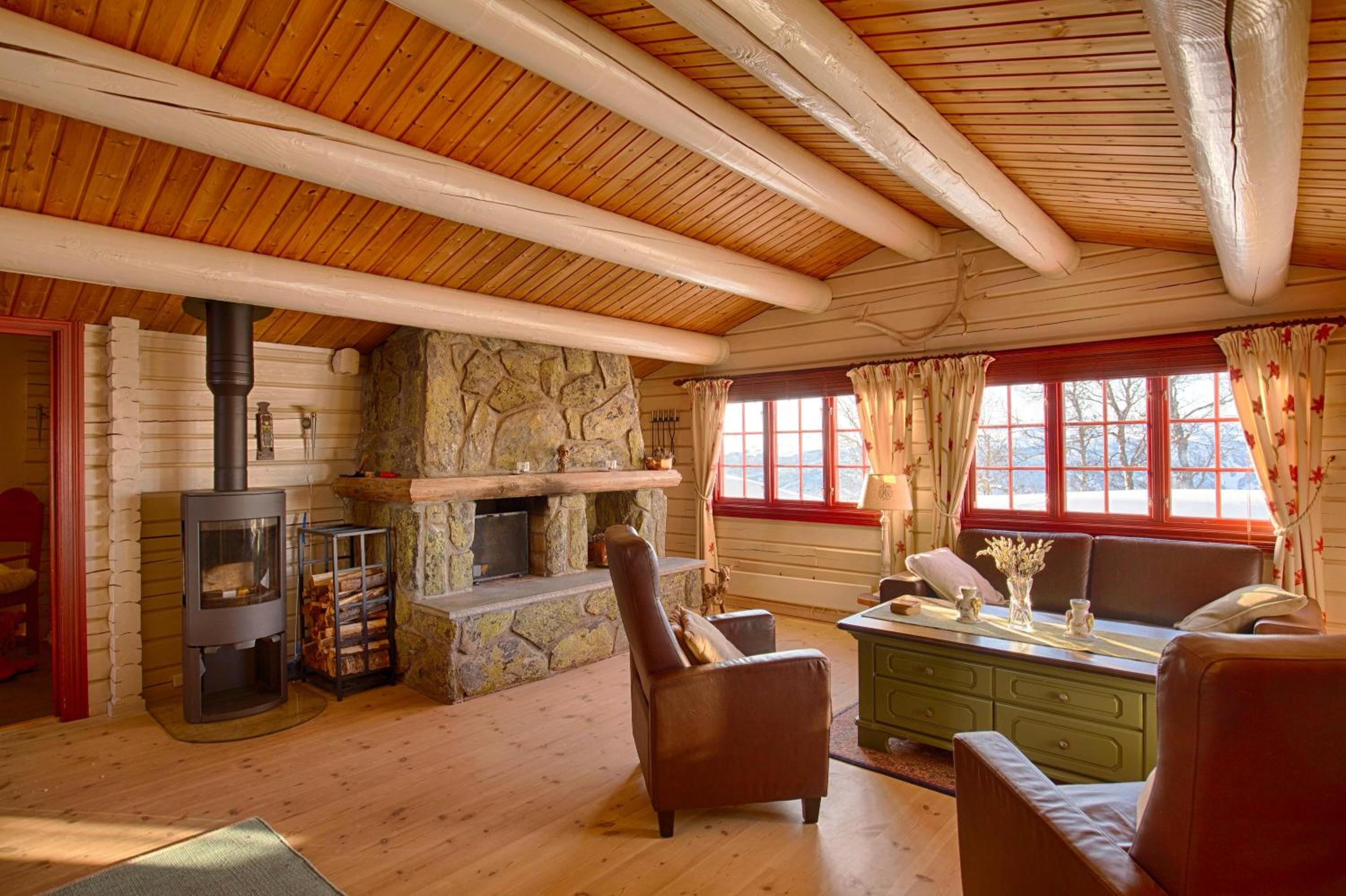 Charming cabin Near Jotunheimen Trails view 2