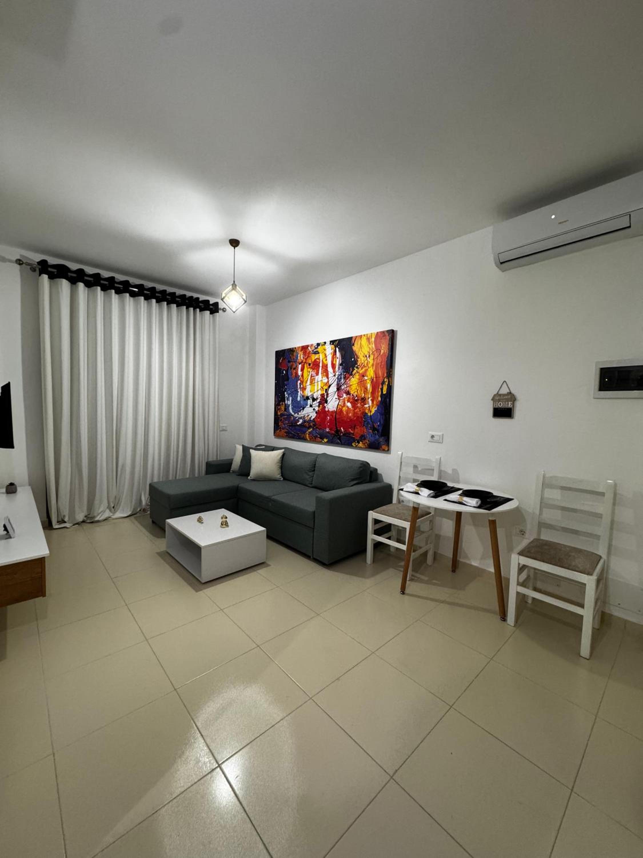 Aaron's Suite Apartment