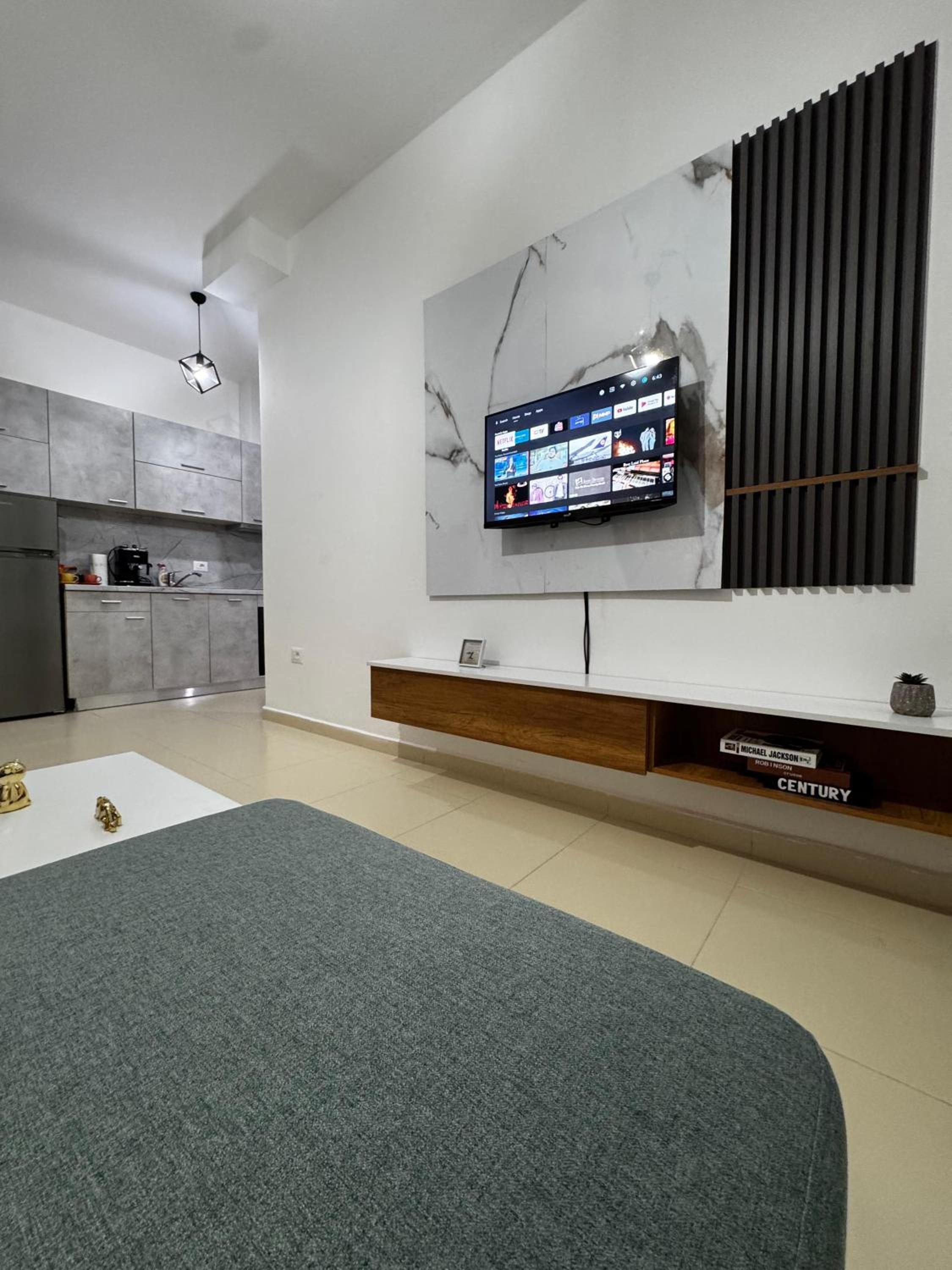 Aaron's Suite Apartment