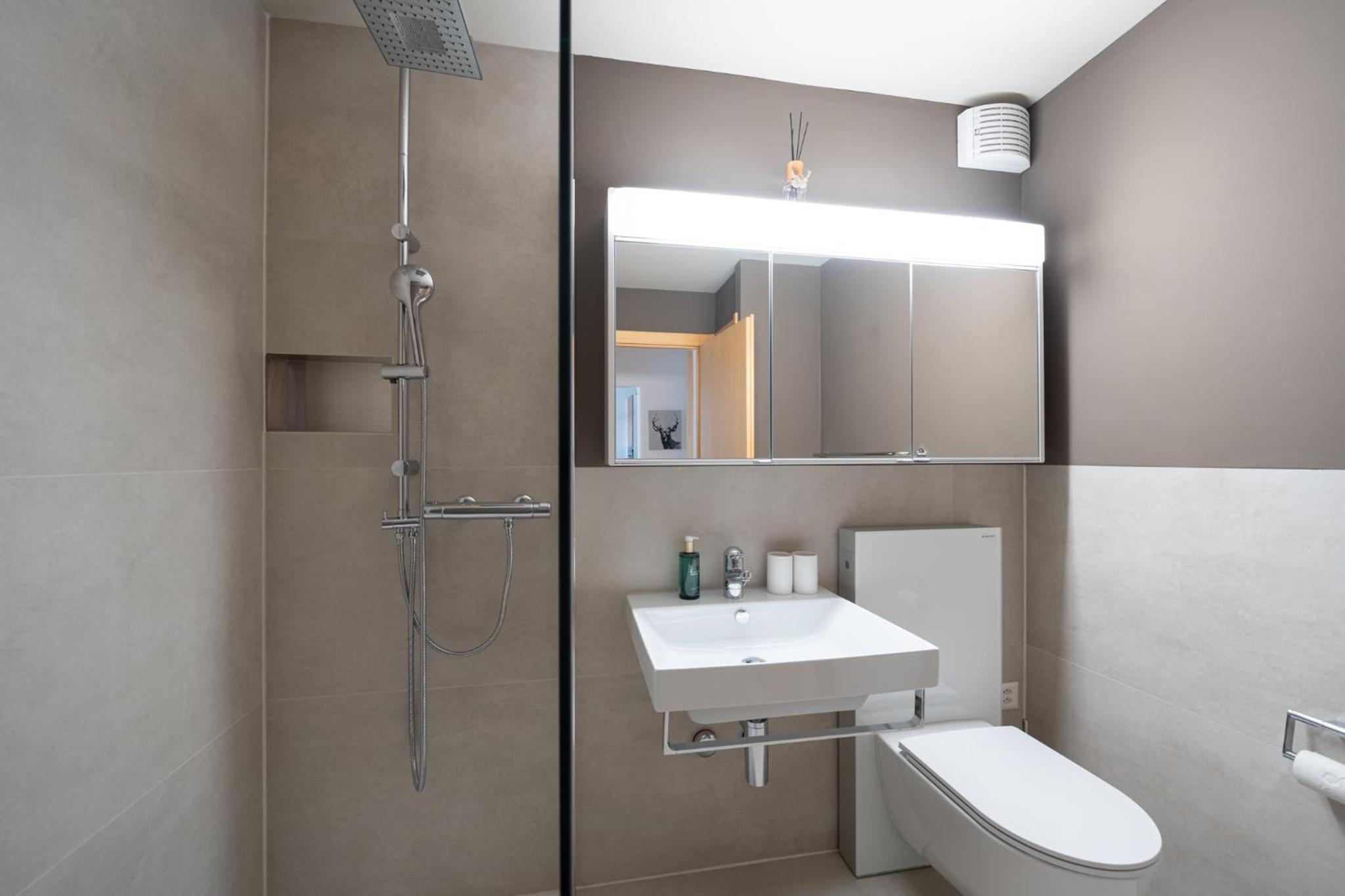 Galerie Obersee 3E - Top Lage- Zentrum Arosa - by Arosa Stay