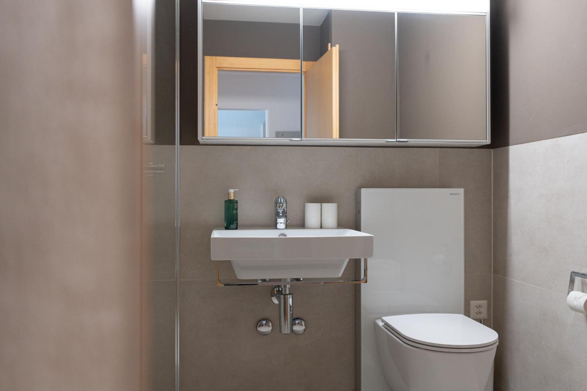 Galerie Obersee 3E - Top Lage- Zentrum Arosa - by Arosa Stay