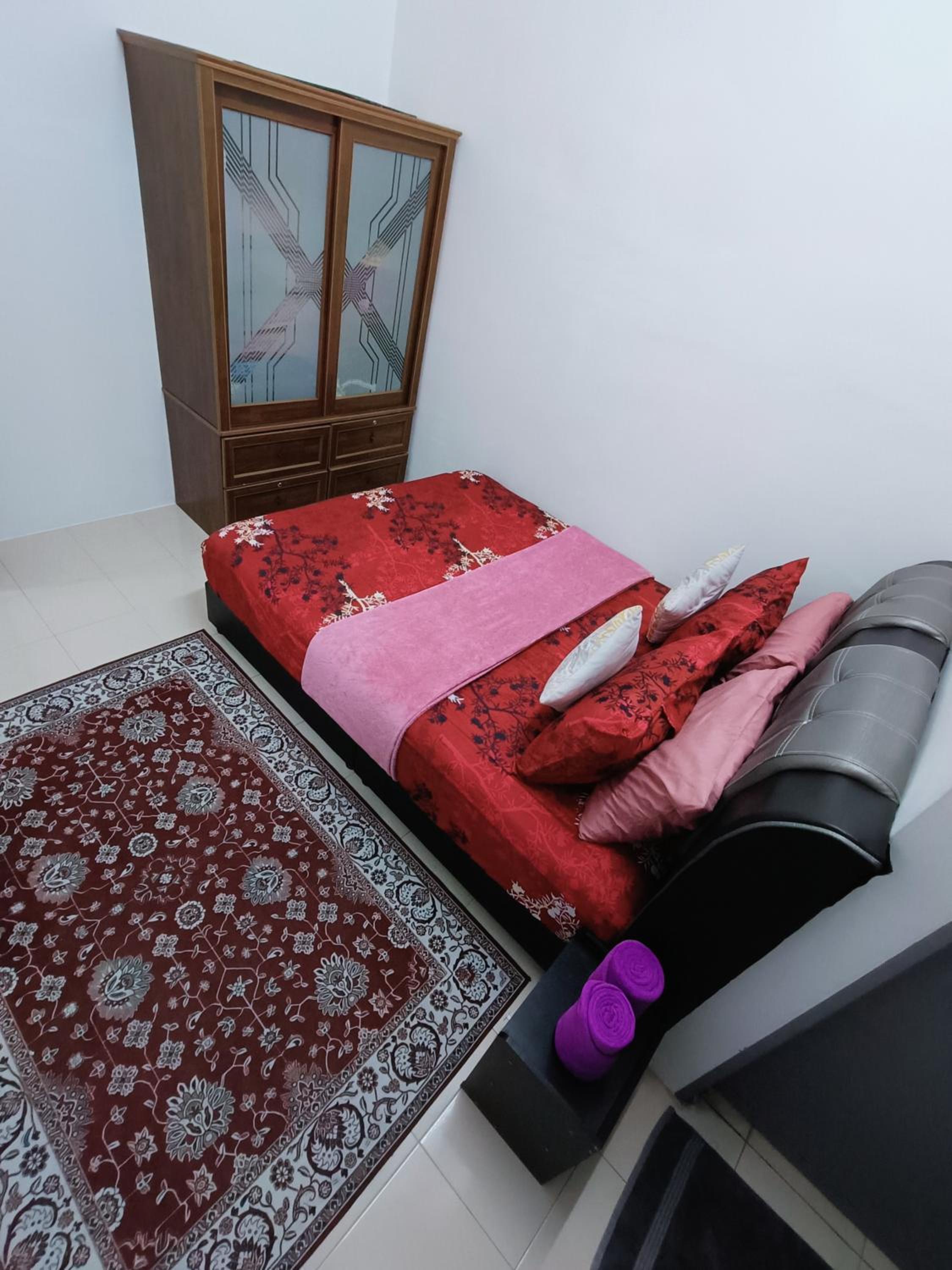 Adempuri Homestay 3 photo 6