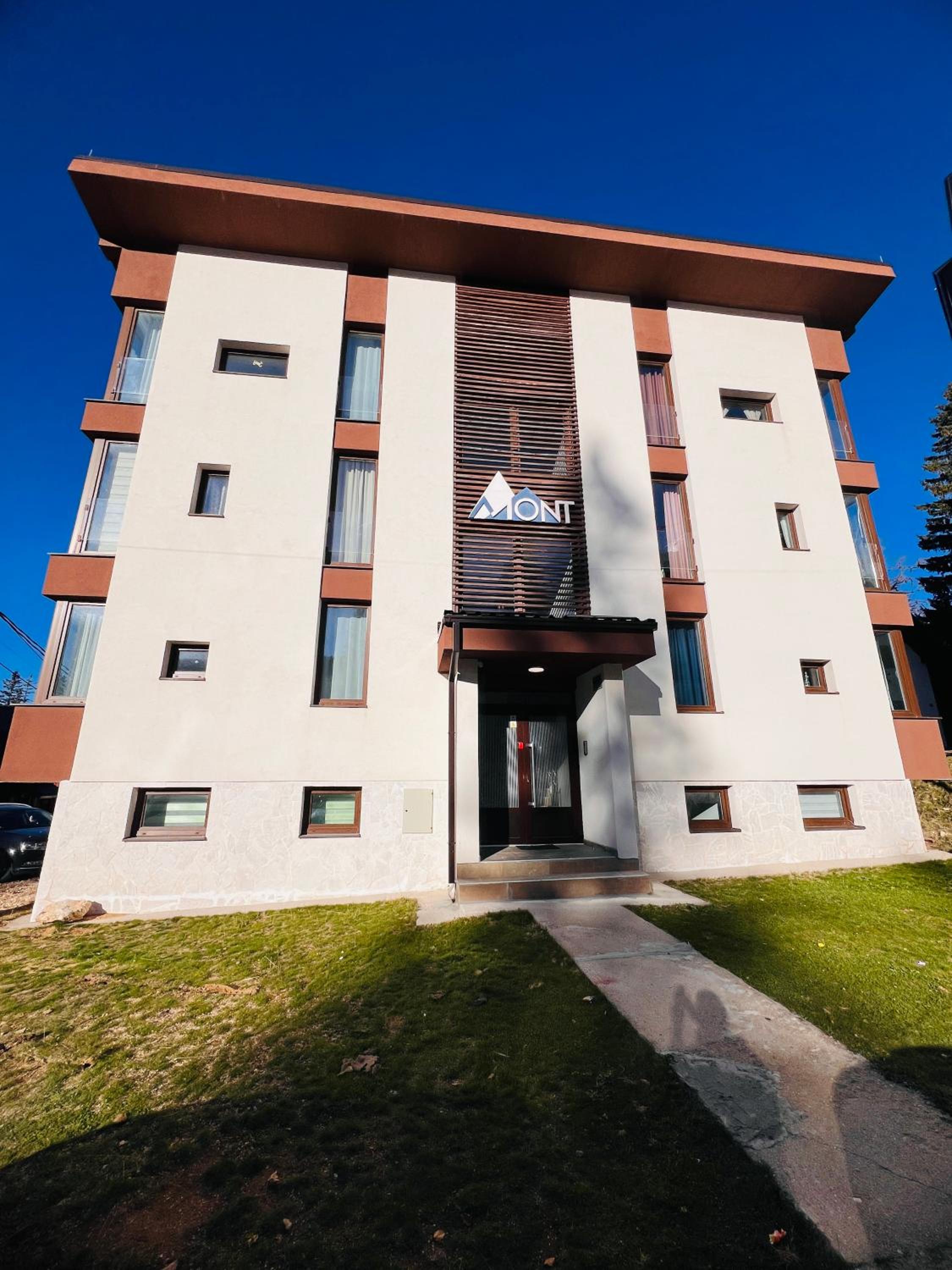 Mont V Jahorina