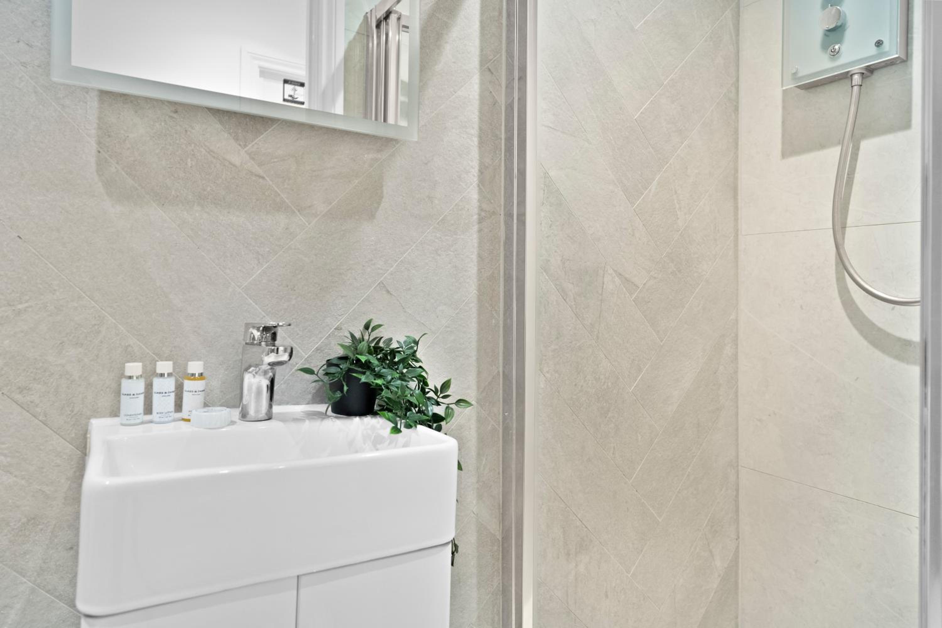 Modern Apartments London With Free WiFi