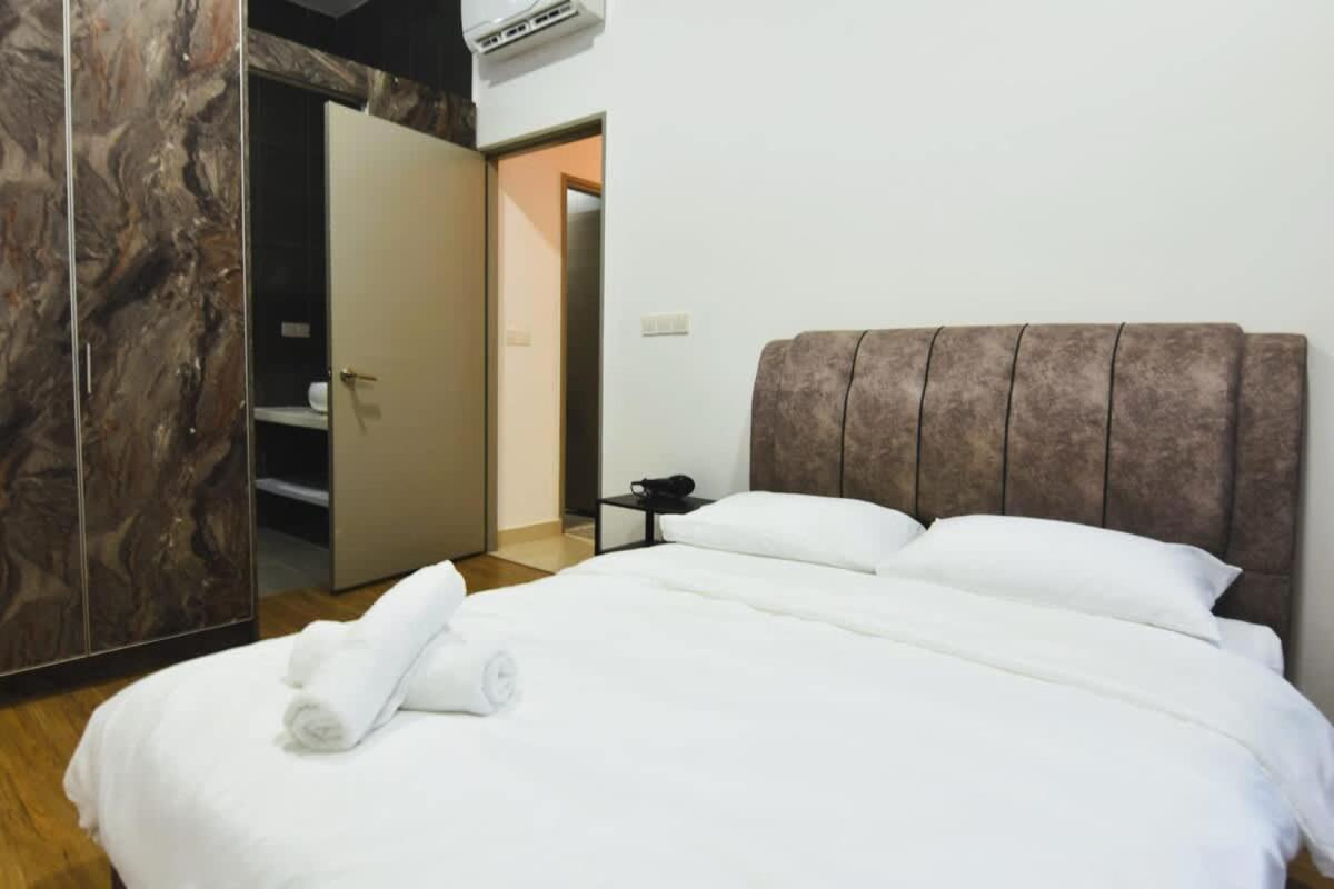 A Cozy 2BR Apt at Astoria Ampang FREE Parking