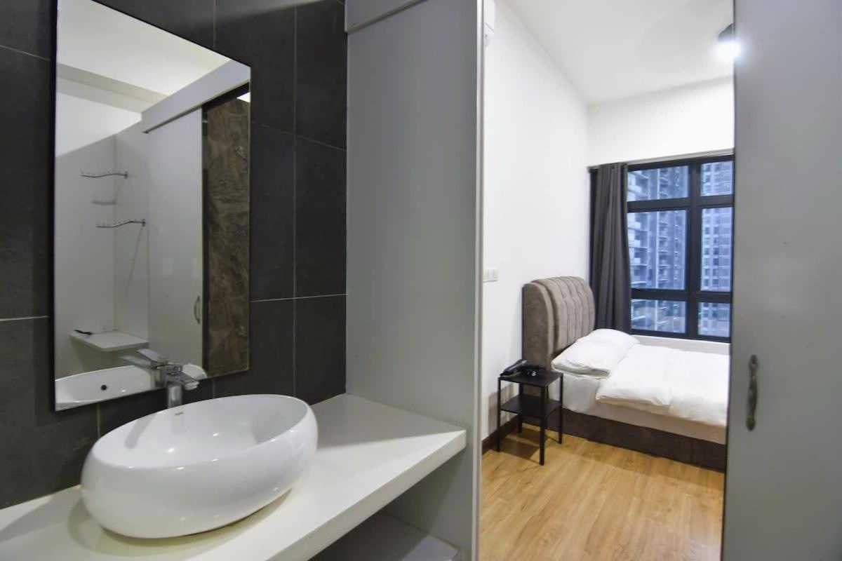 A Cozy 2BR Apt at Astoria Ampang FREE Parking