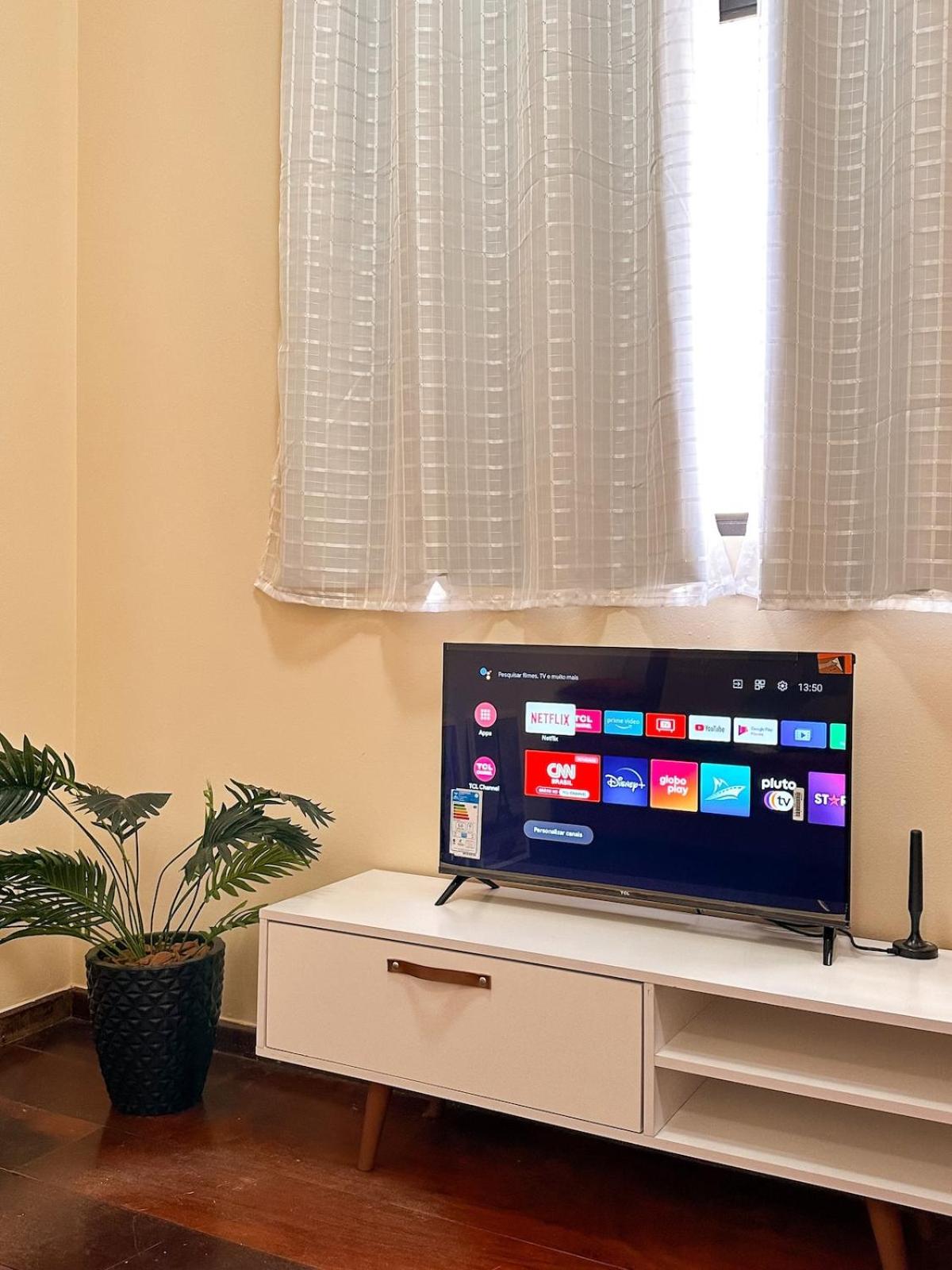 Apê Letícia I Ar condicionado, wifi e garagem na Zona Sul de BH