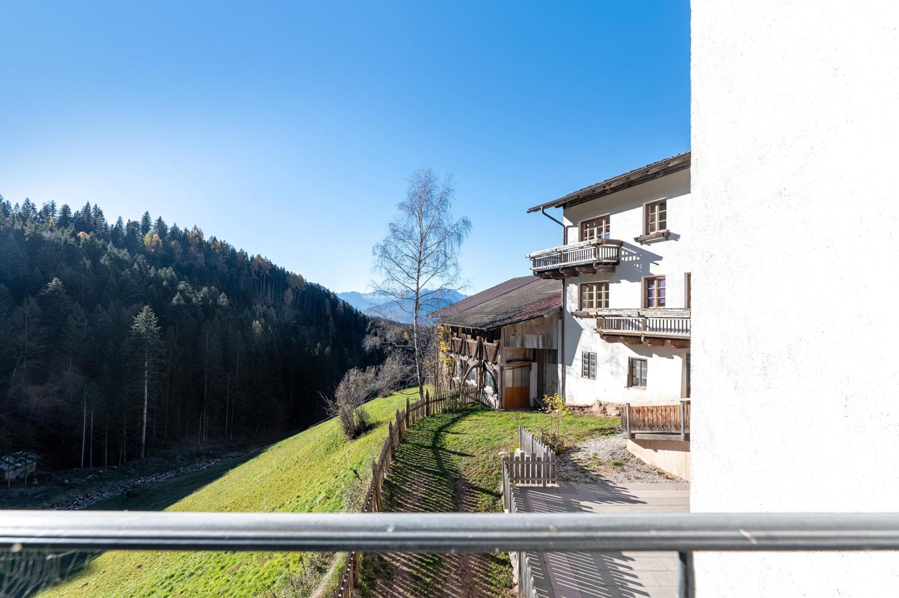 Innerjerberhof Sunnseit
