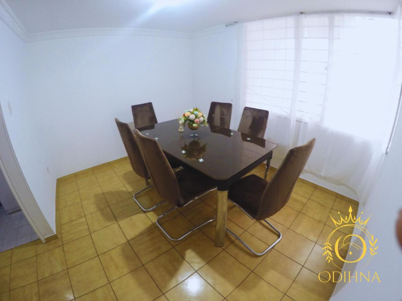Casa Mandarina