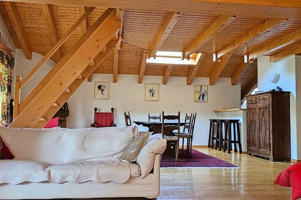 Charming Chalet Downtown