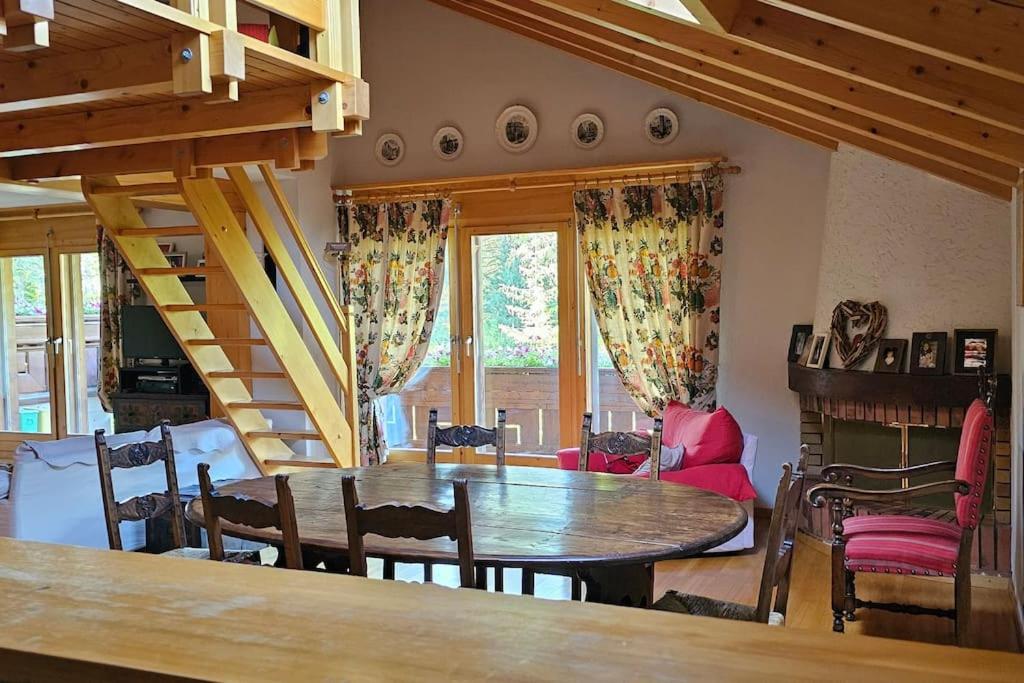Charming Chalet Downtown
