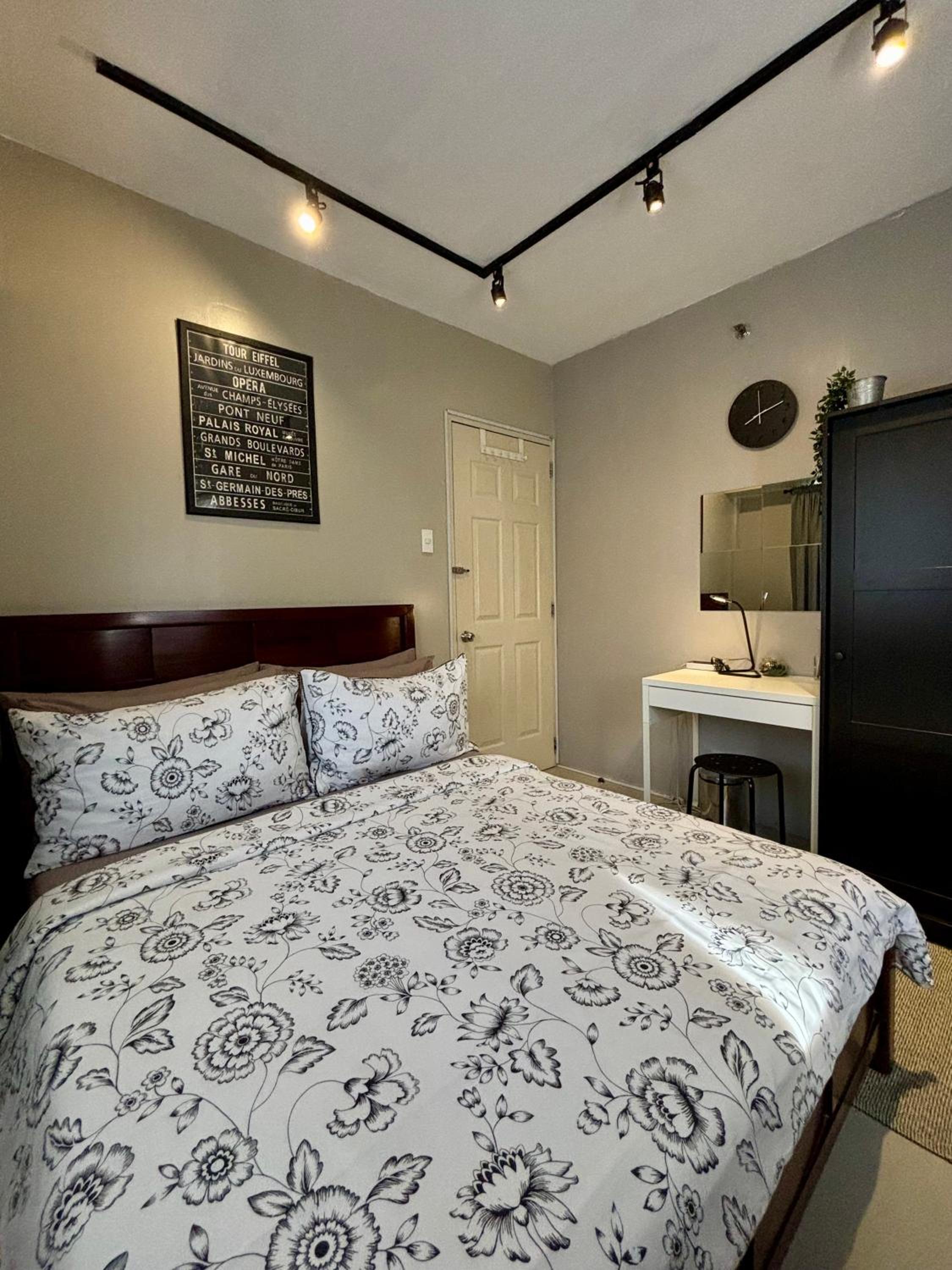 Cozy and Quiet Space with Pool Access view 5