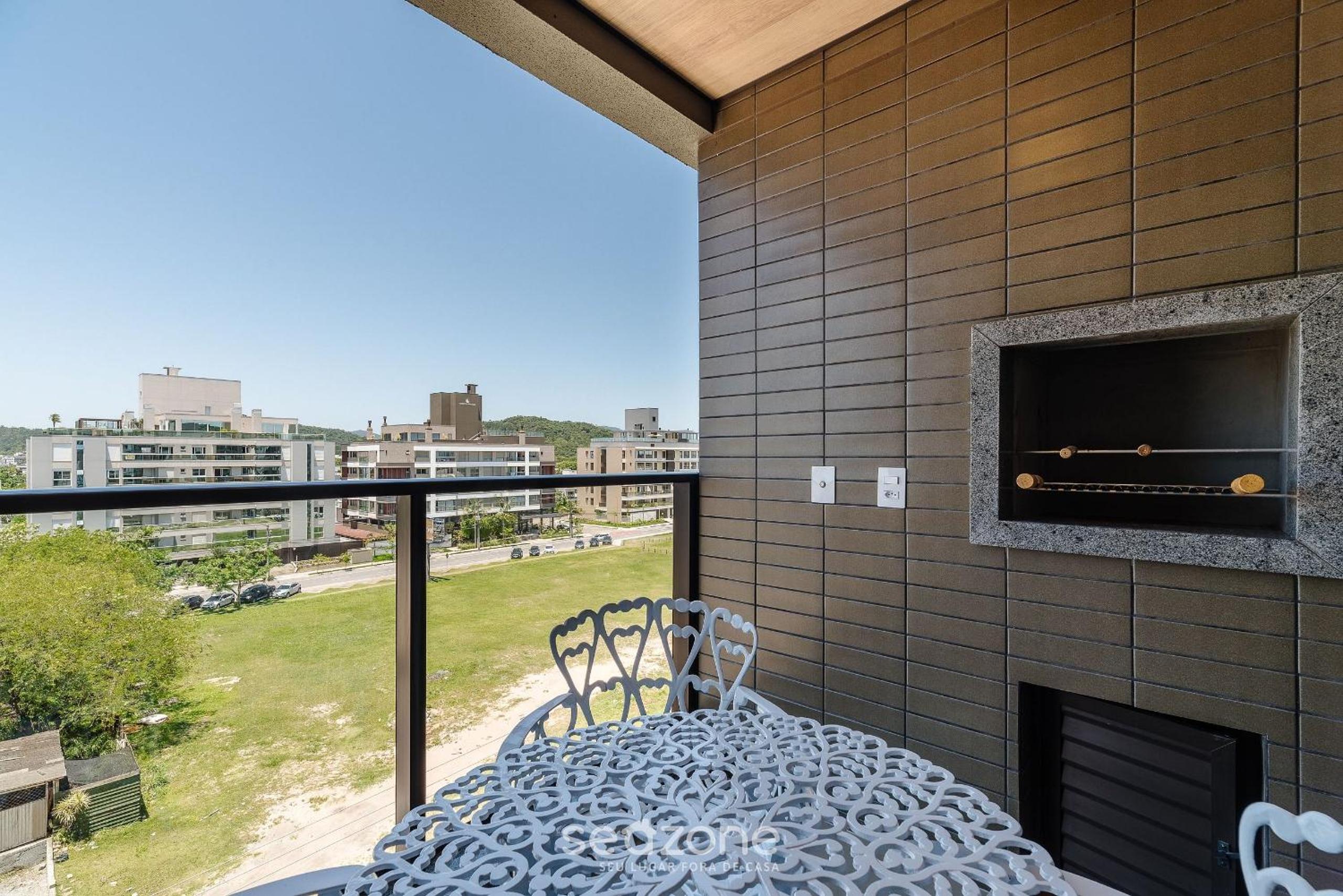 Cond Apartments Vila do Lago in Jurerê - VLO