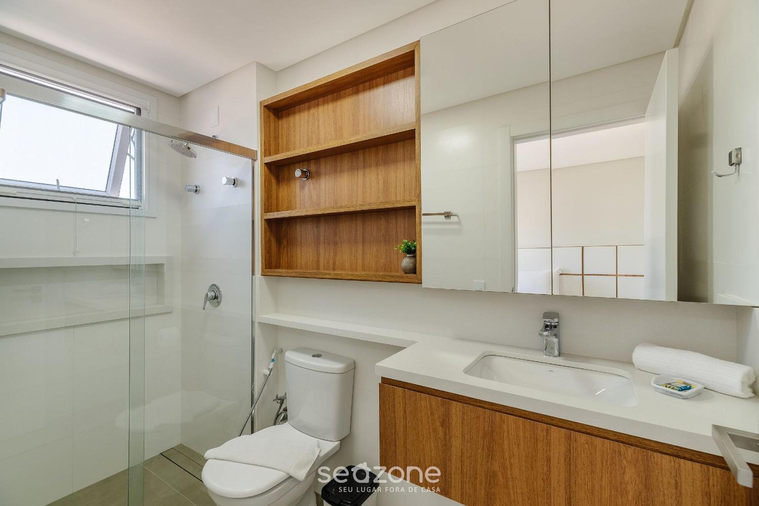 Cond Apartments Vila do Lago in Jurerê - VLO