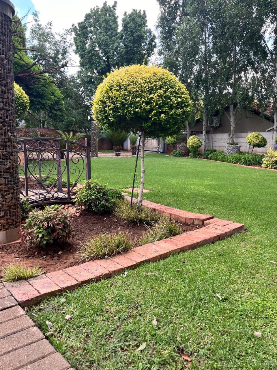 Photo 16