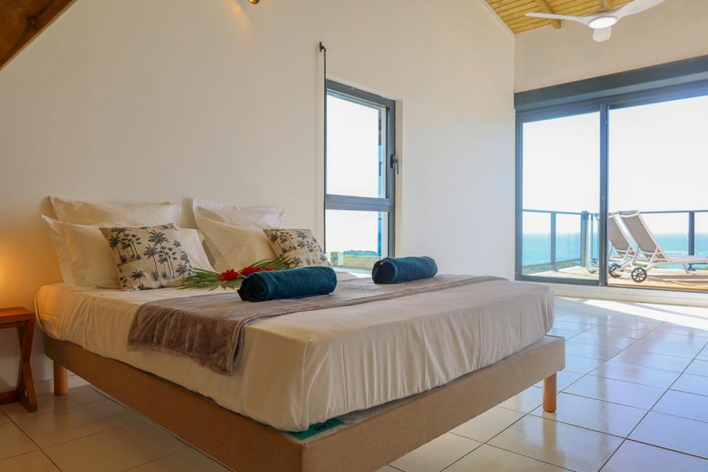 Villa Constellation vue Mer piscine et plage à pied