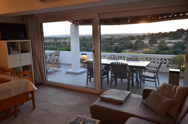 Luxury 2 Bedroom Villa on Quinta da Saudade