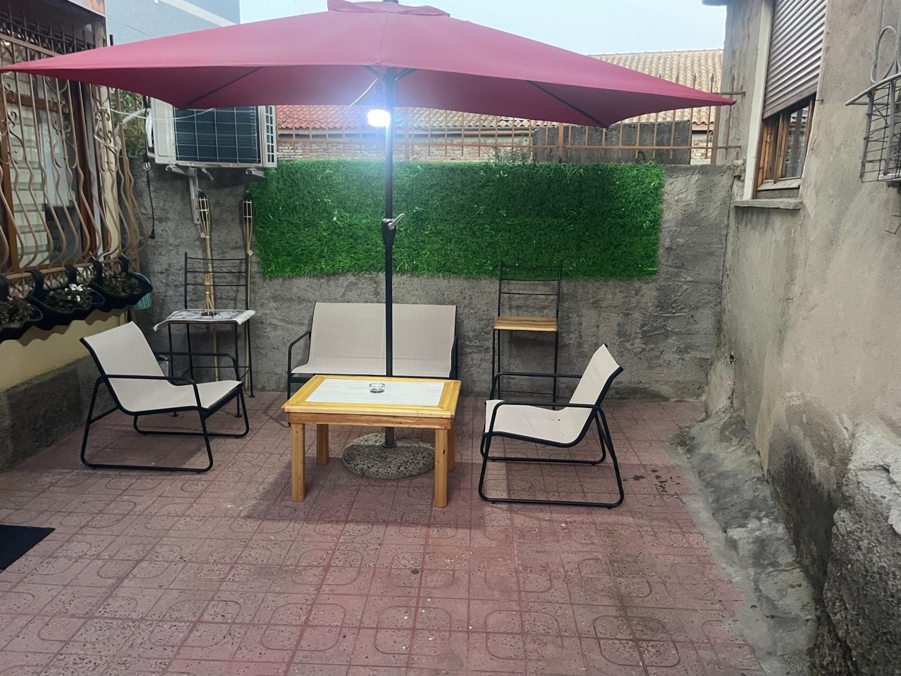 Romeo apt with private garden photo 5