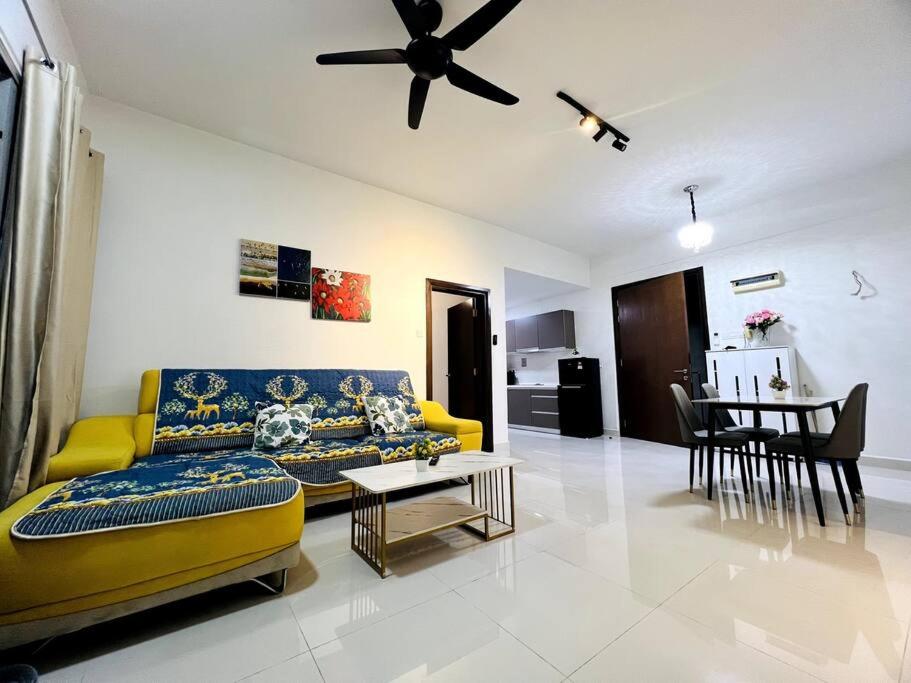 Regalia Residence By Willow Home