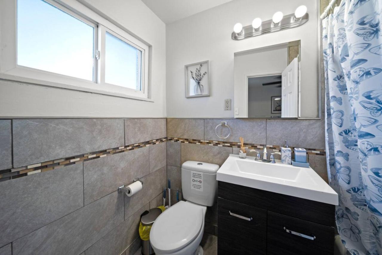 Stylish Comfort 1BD for Your Perfect Getaway Mins Walk to Downtown Ferndale view 2