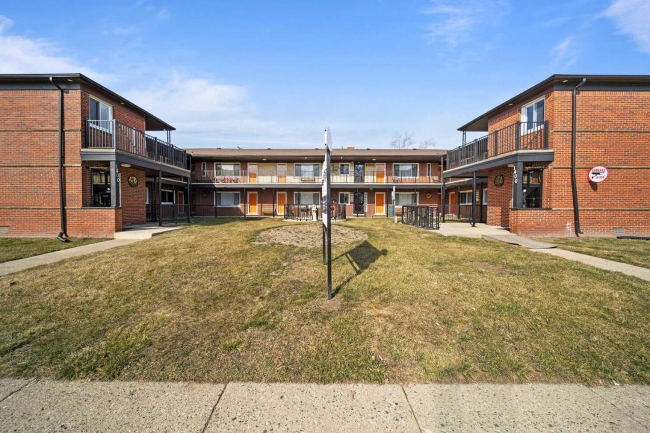 Stylish Comfort 1BD for Your Perfect Getaway Mins Walk to Downtown Ferndale view 4