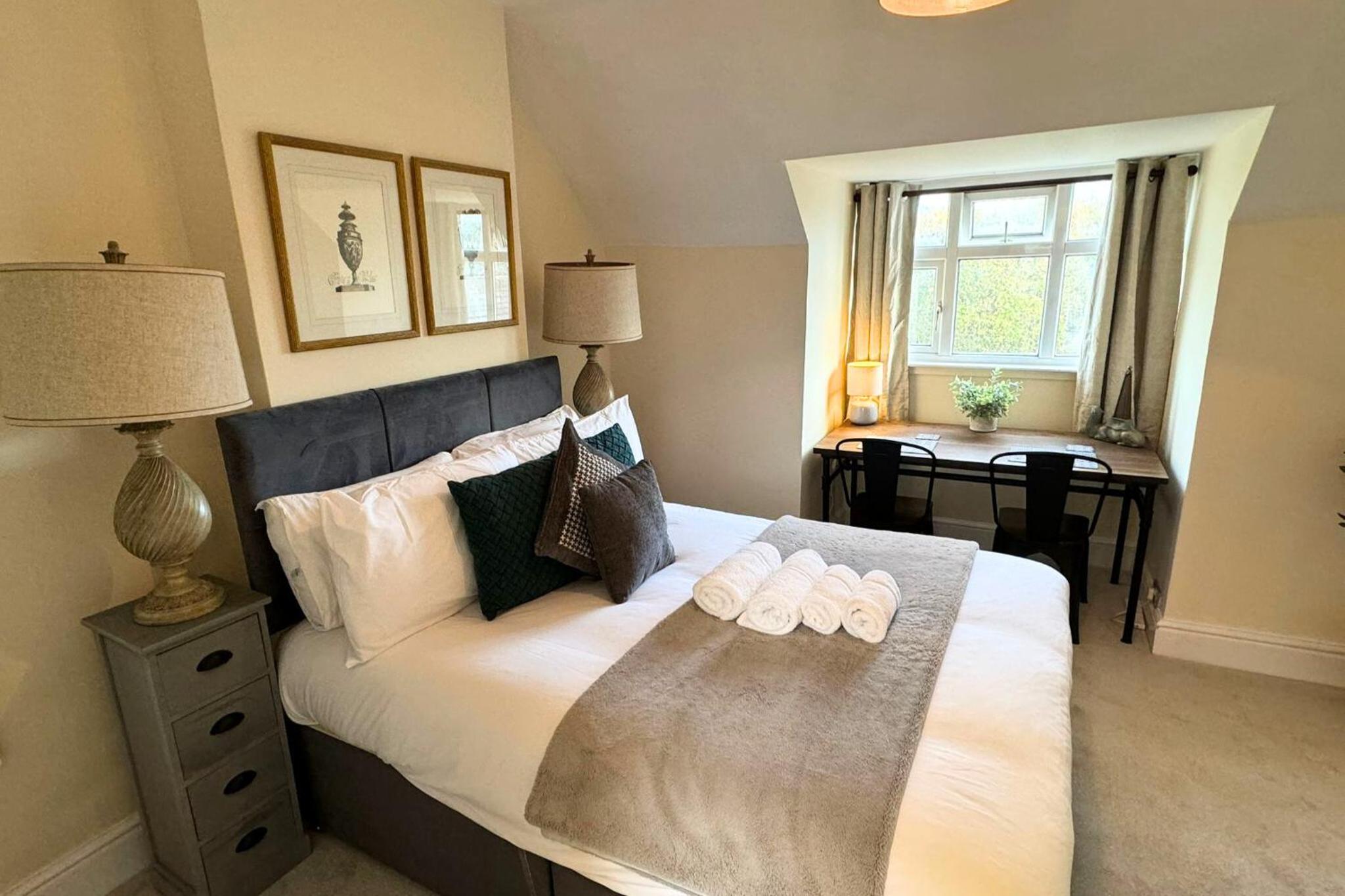 Y-Not Rooms - Double, Scenic Edge, Parking, Sleeps 2 view 3