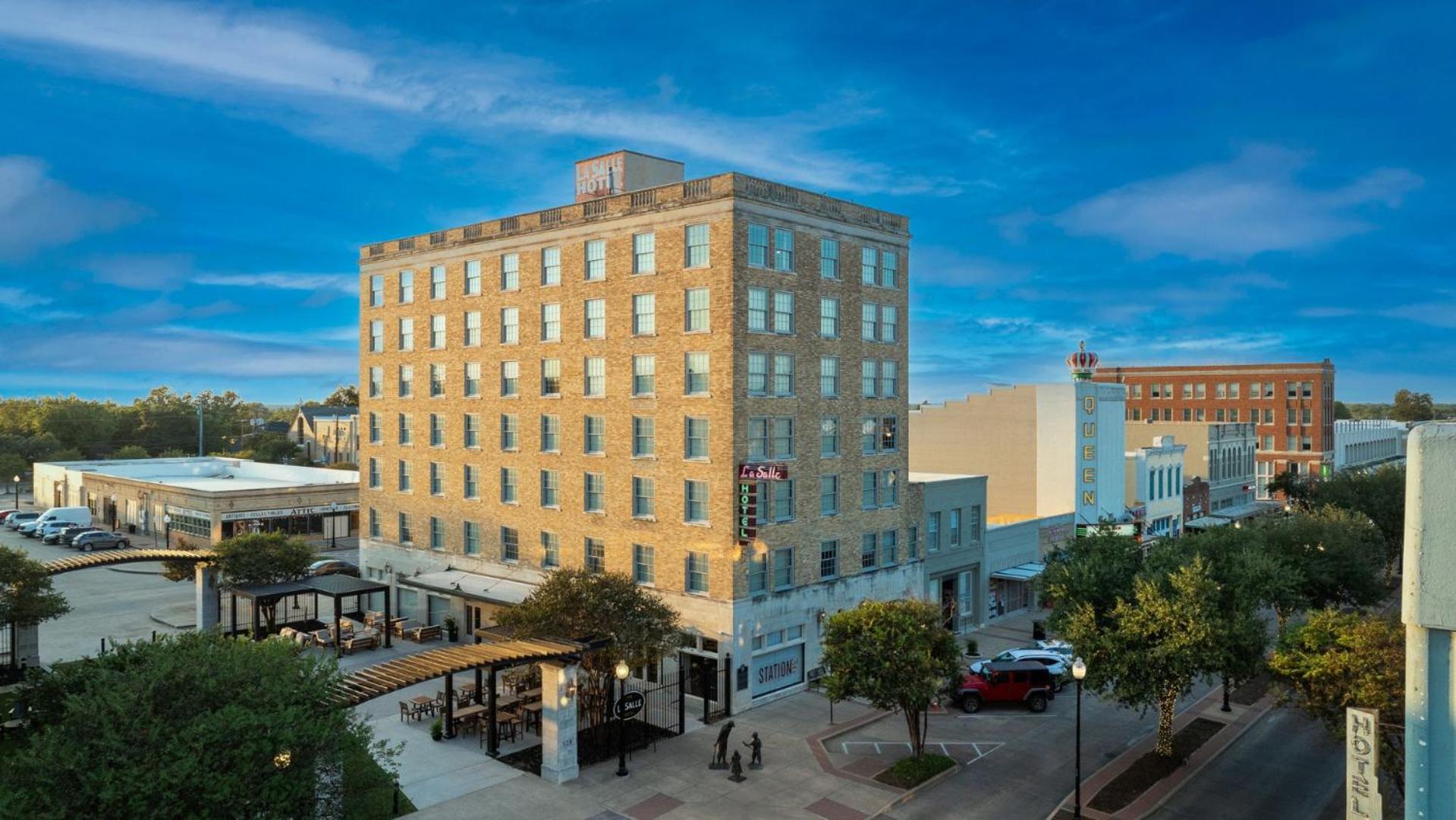 The LaSalle Hotel, Bryan College Station, a Tribute Portfolio Hotel view 2