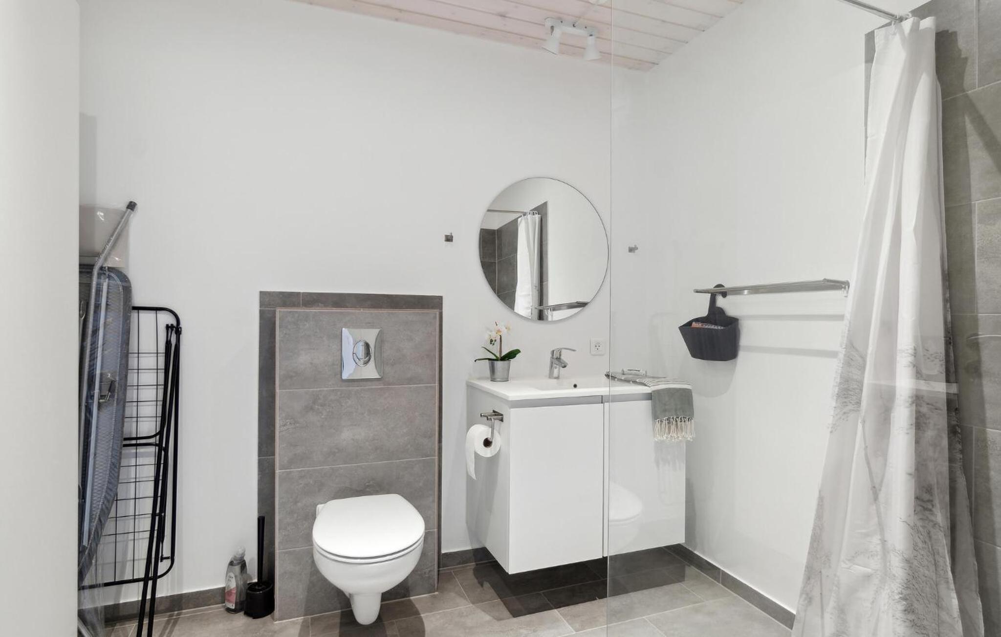 2 Bedroom Lovely Apartment In Slagelse