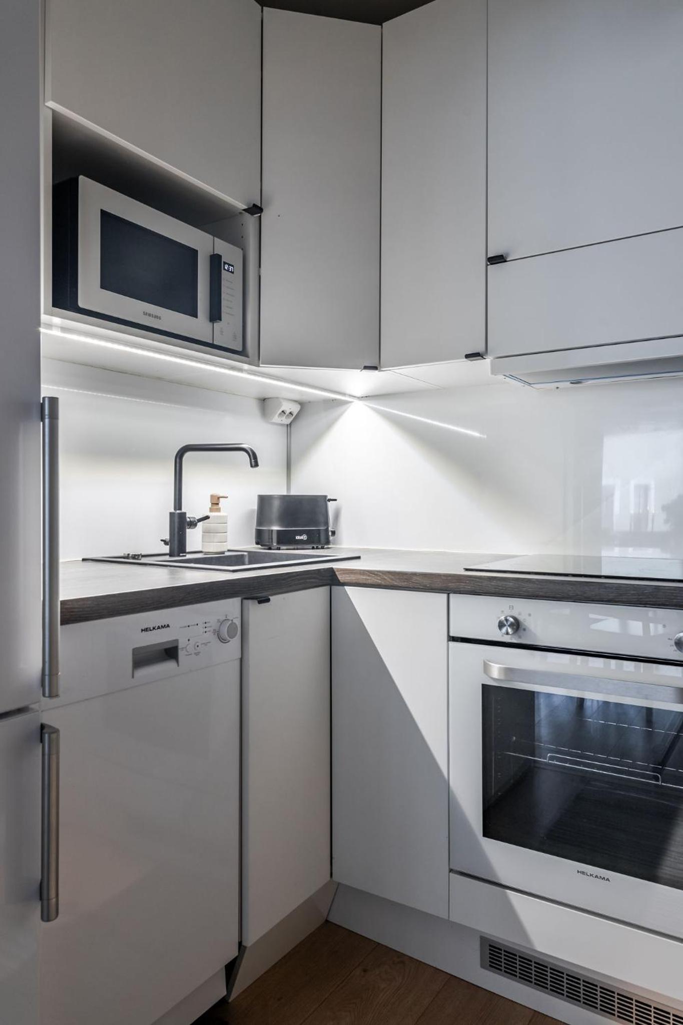 Charming 1BR City Apartment with Great Location