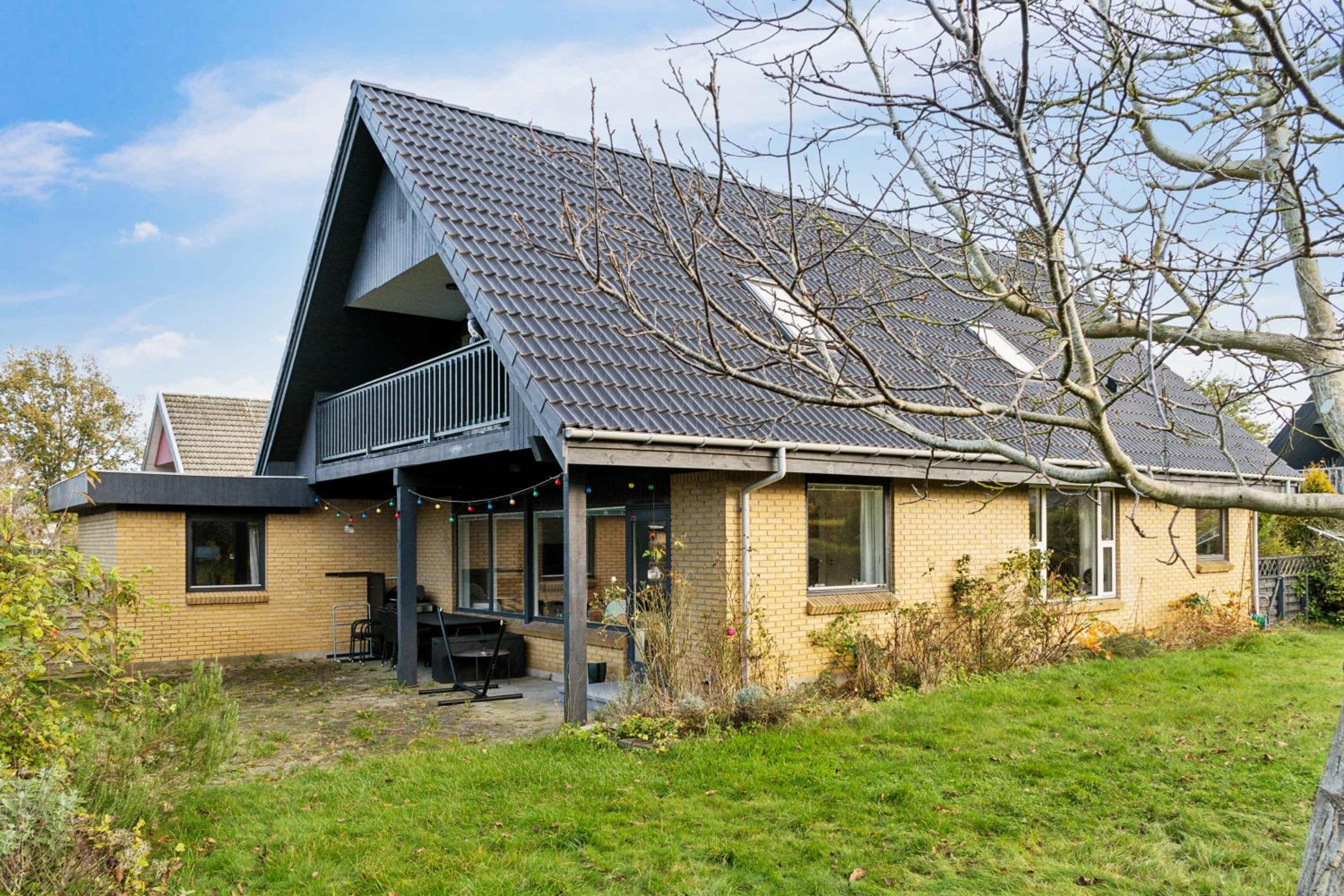 Large Summer House In Bandholm On Lolland