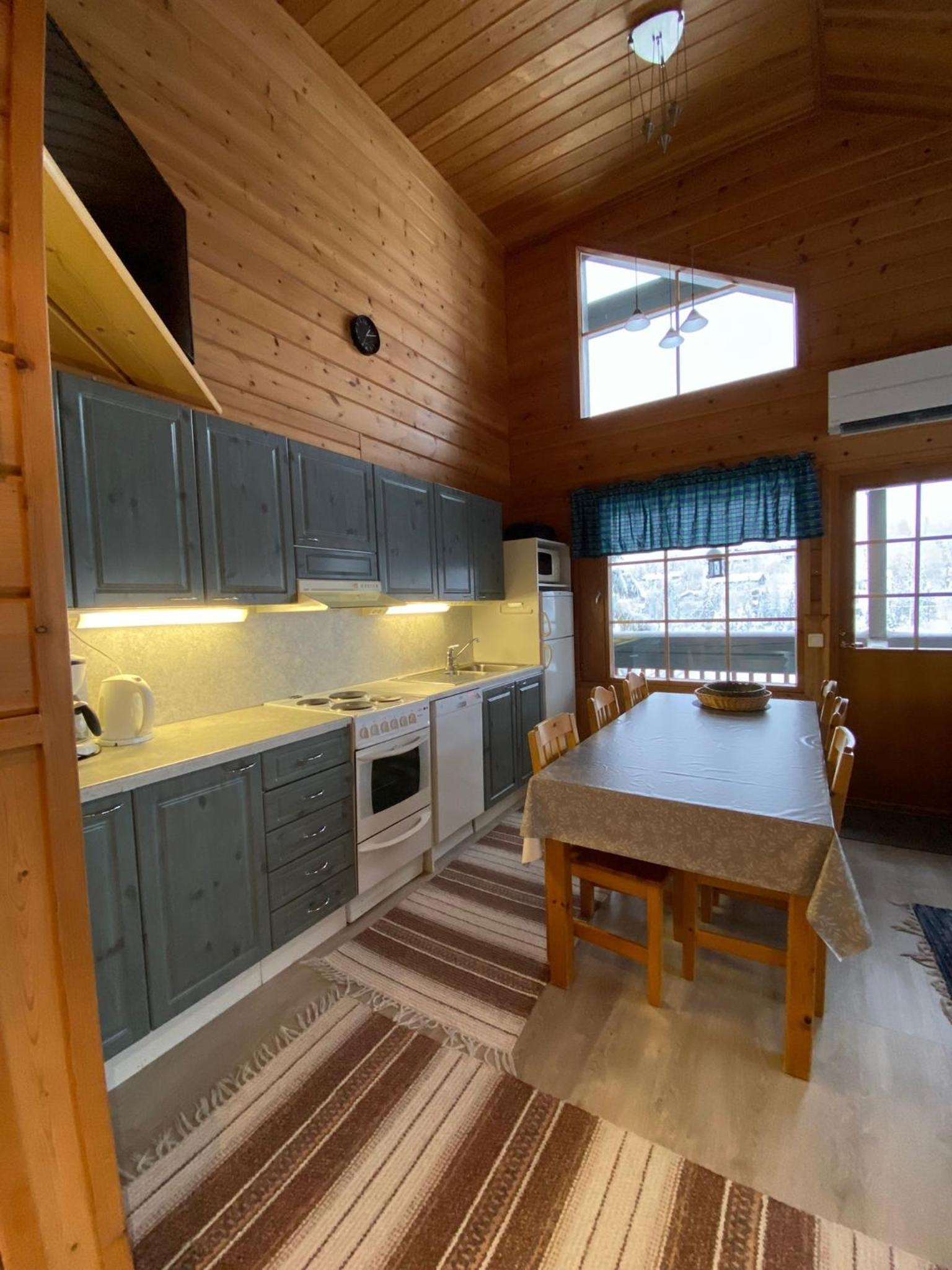 Holiday Apartment Rinnerasti B 6