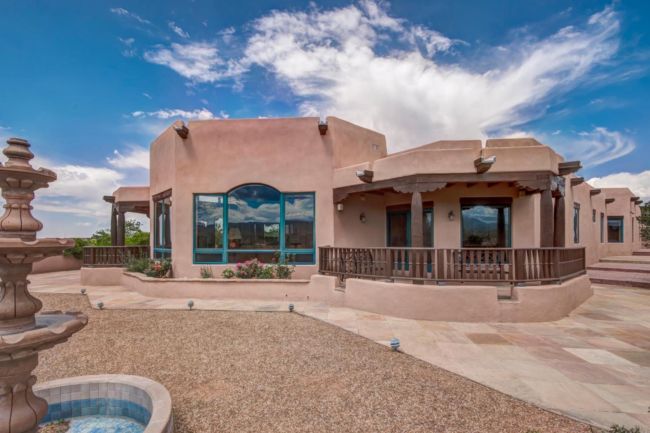 Dorthia Garden Retreat & Views view 4