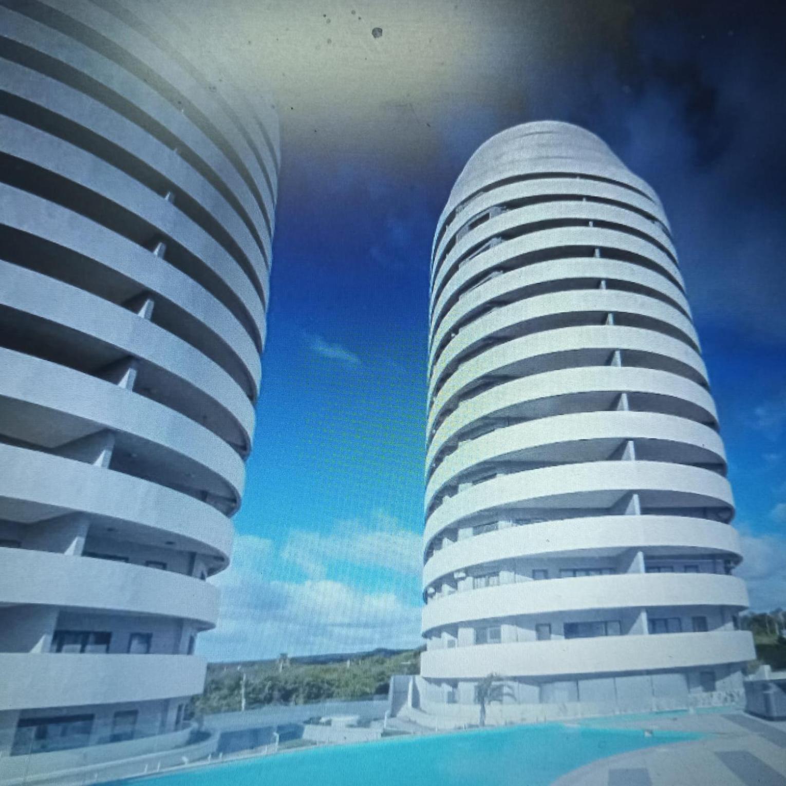 Sky Garden Luxury Apartments by Oceanaxe Holidays