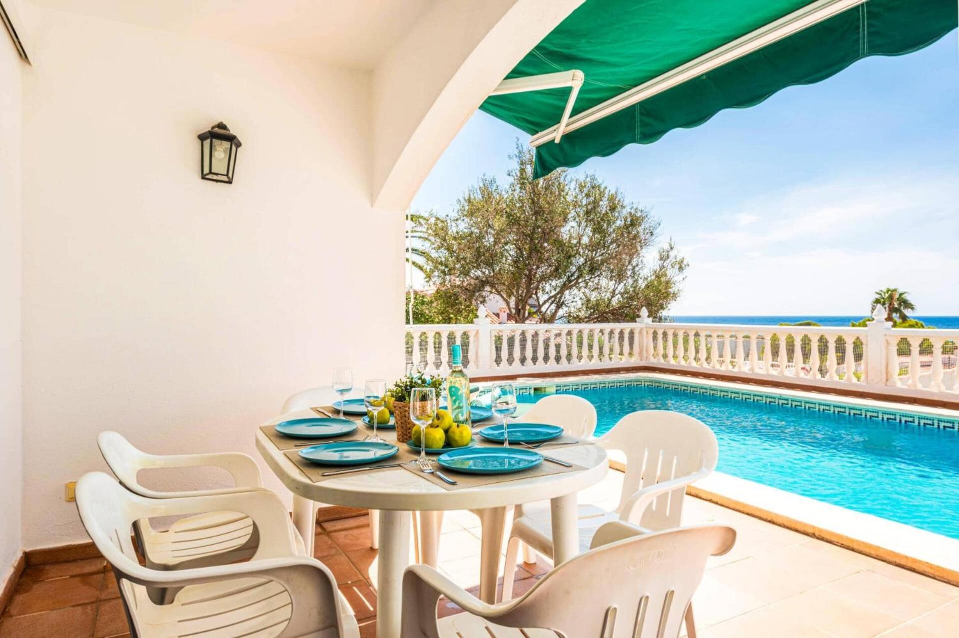 Villa Laurel by Villa Plus
